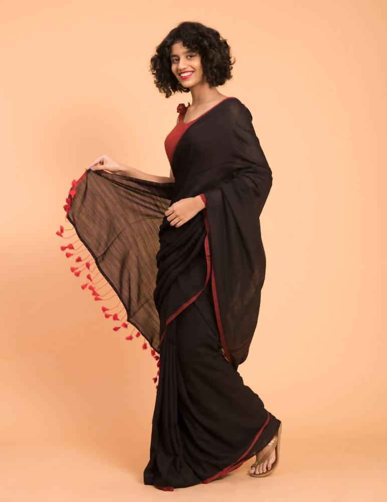 Suta Black Maroon Solid Cotton Saree