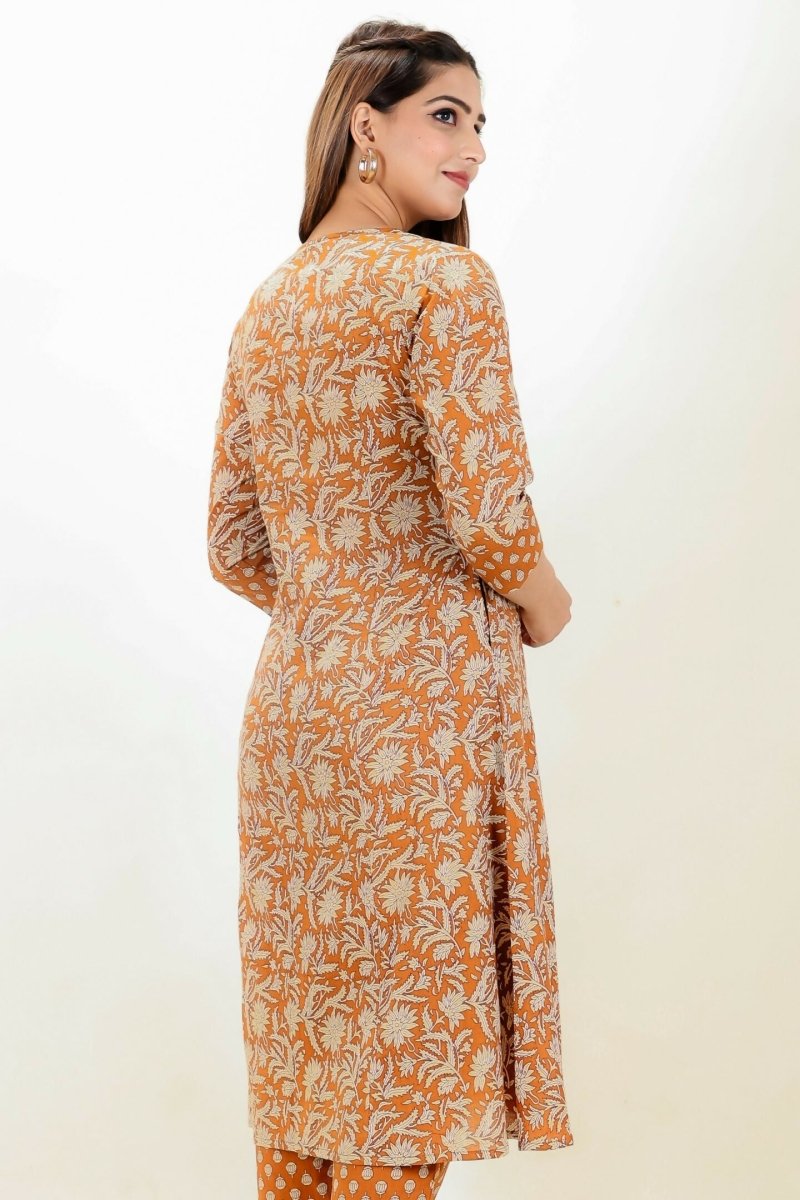Aramya Orange Soft Cotton Floral Panelled Kurta for Women