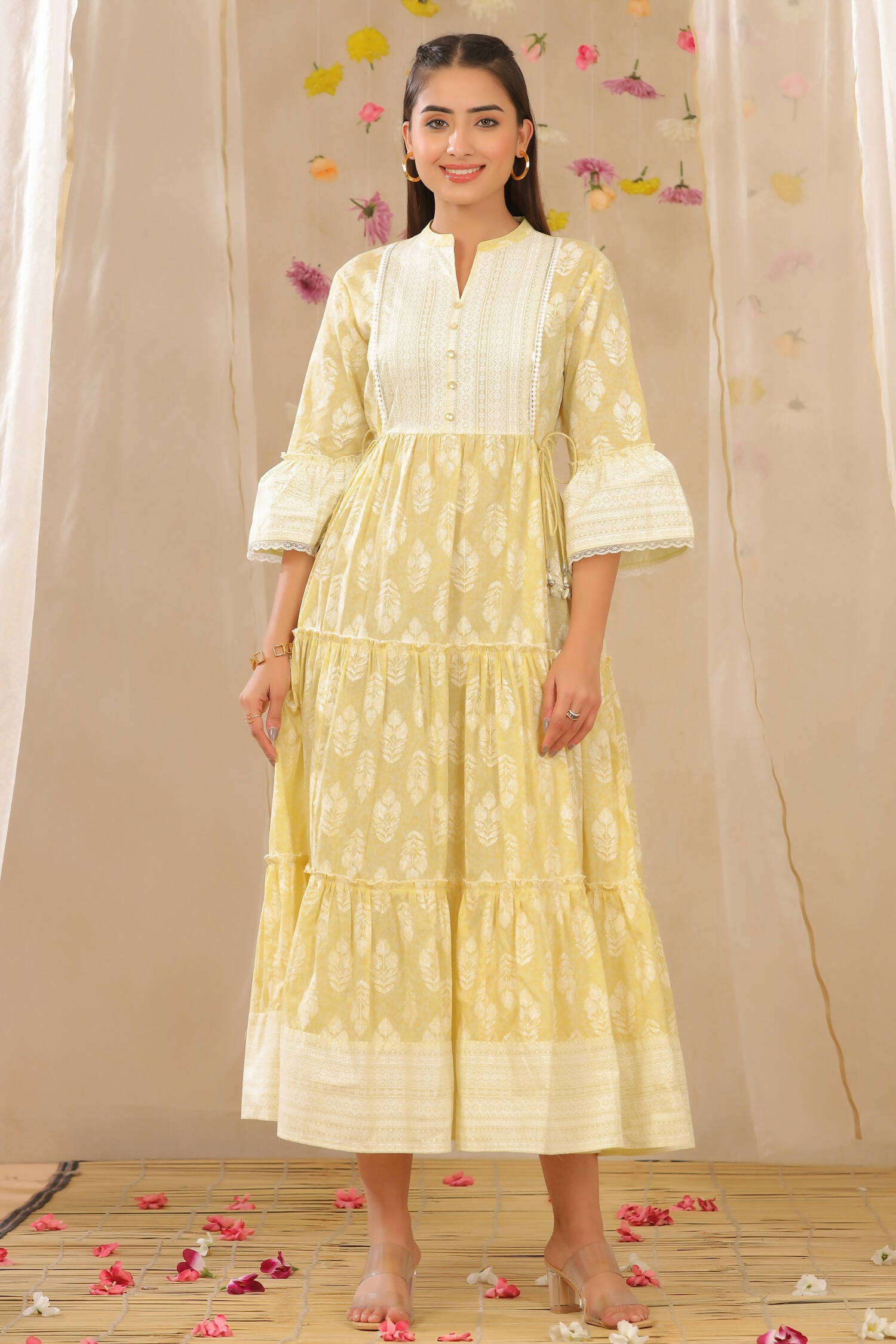 Juniper Womens Limeyellow Cambric Printed Tiered Dress With Flared Sleeve
