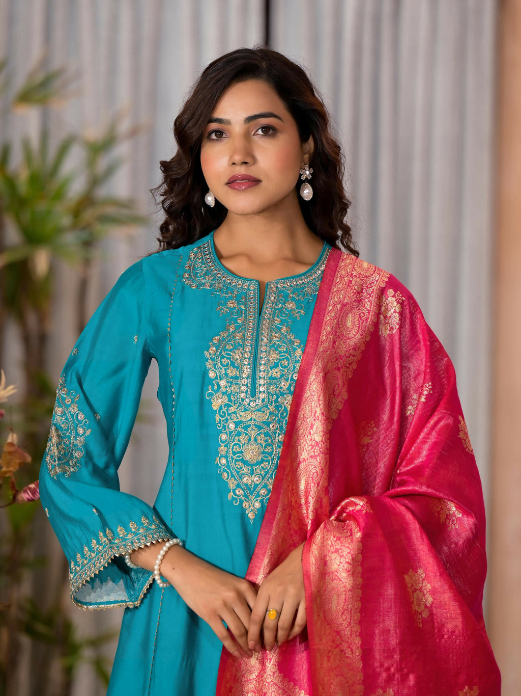 Juniper Women's Turquoise Zari Embroidered Viscose Kurta Pant And Dupatta Set With Lace & Mirror Work
