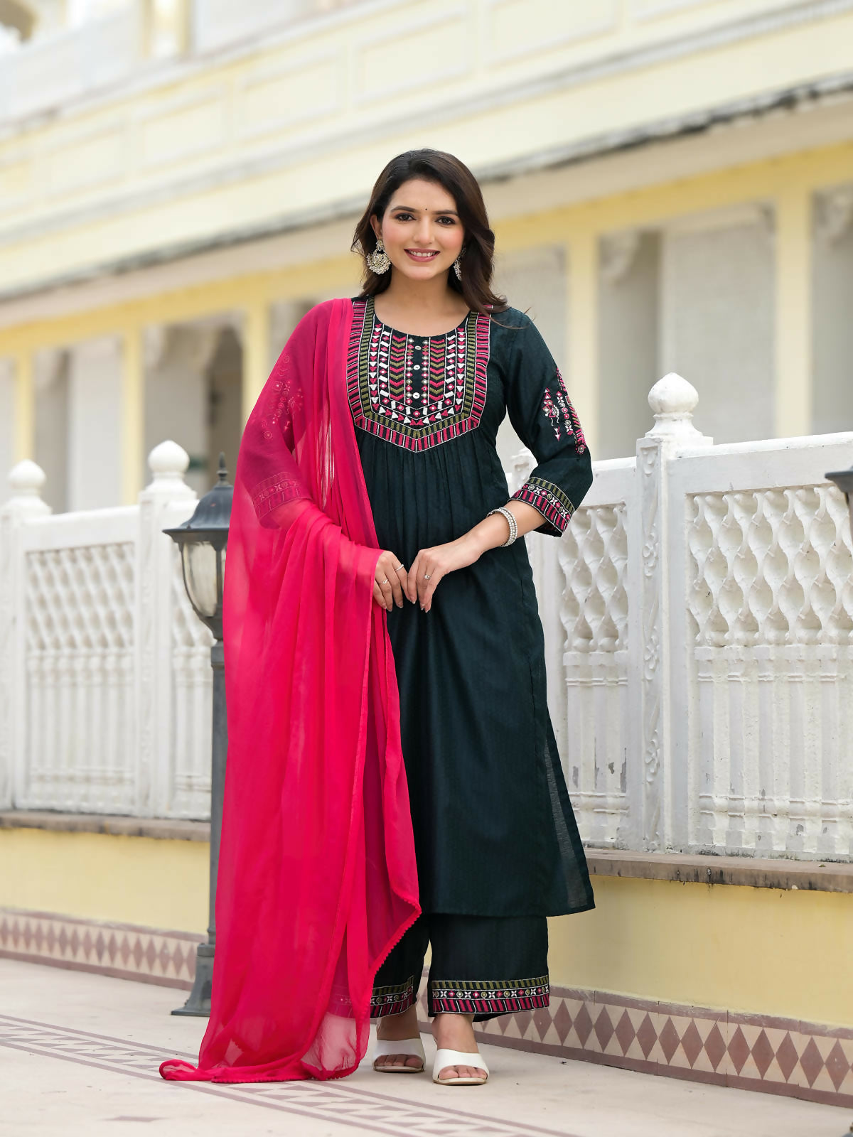 Juniper Women's Green Solid Nylon Kurta Pant With Dupatta Set With Thread & Mirror Work
