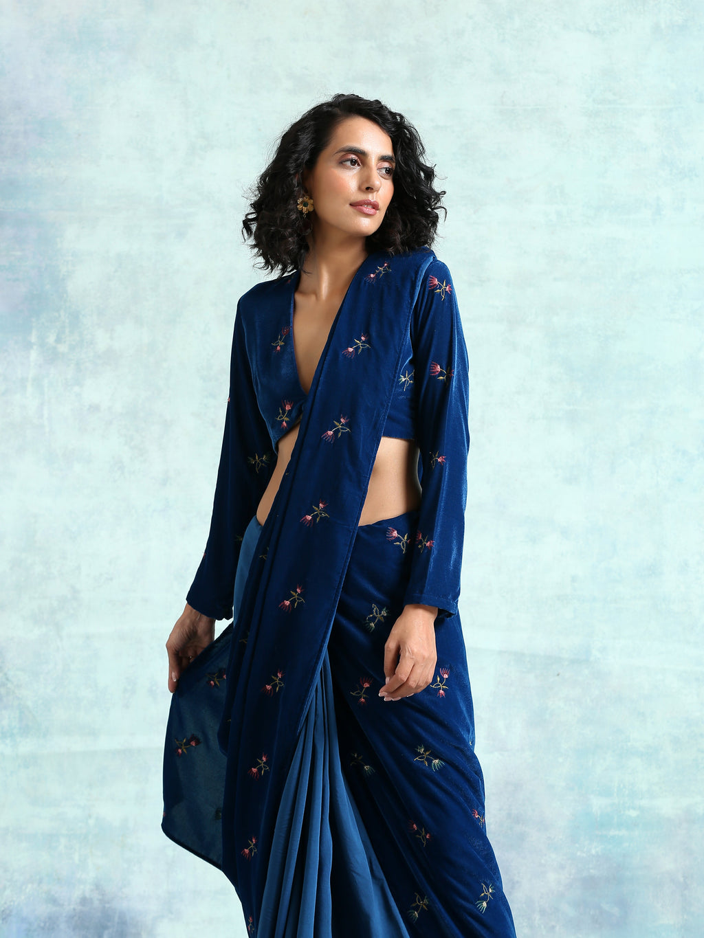 trueBrowns Blue Embroidered Velvet Ready to Wear Saree