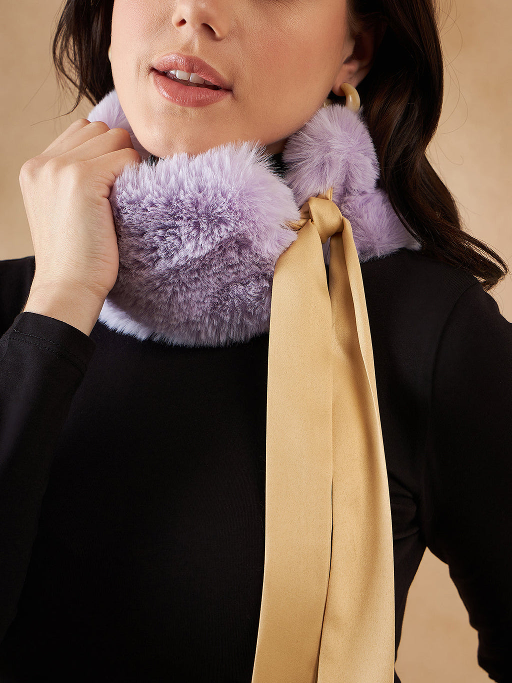 InWeave Women's Light Mauve Fur Neckpiece
