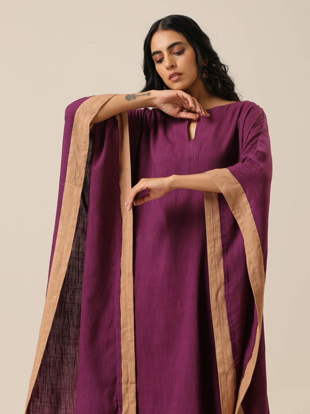 trueBrowns Plum Purple Slub Texture High Low Kaftan Pant Set