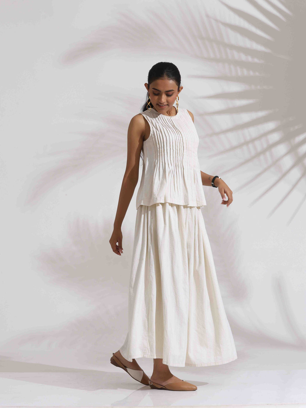 trueBrowns Off-White Cotton Skirt Co-ord Set