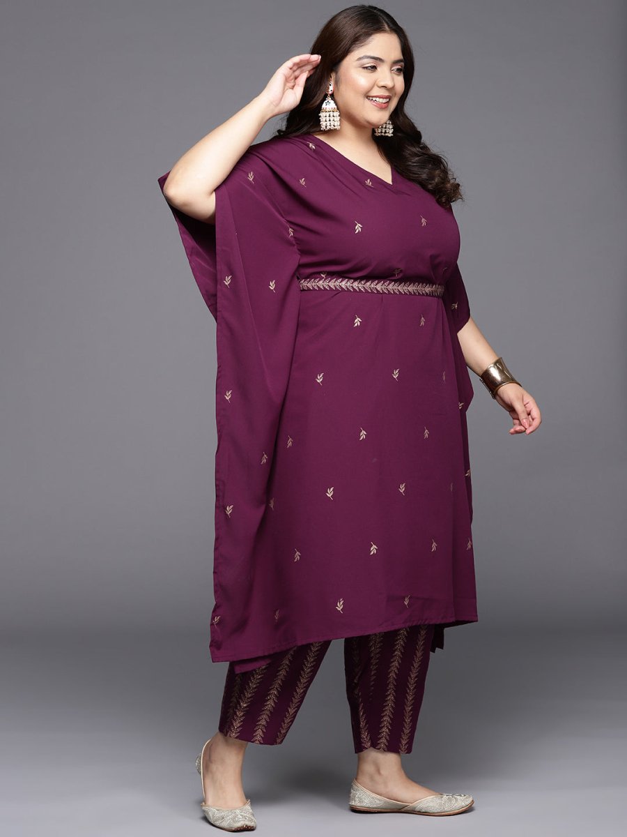 Ahalyaa Plus Size Floral Printed Kaftan Kurta with Trousers