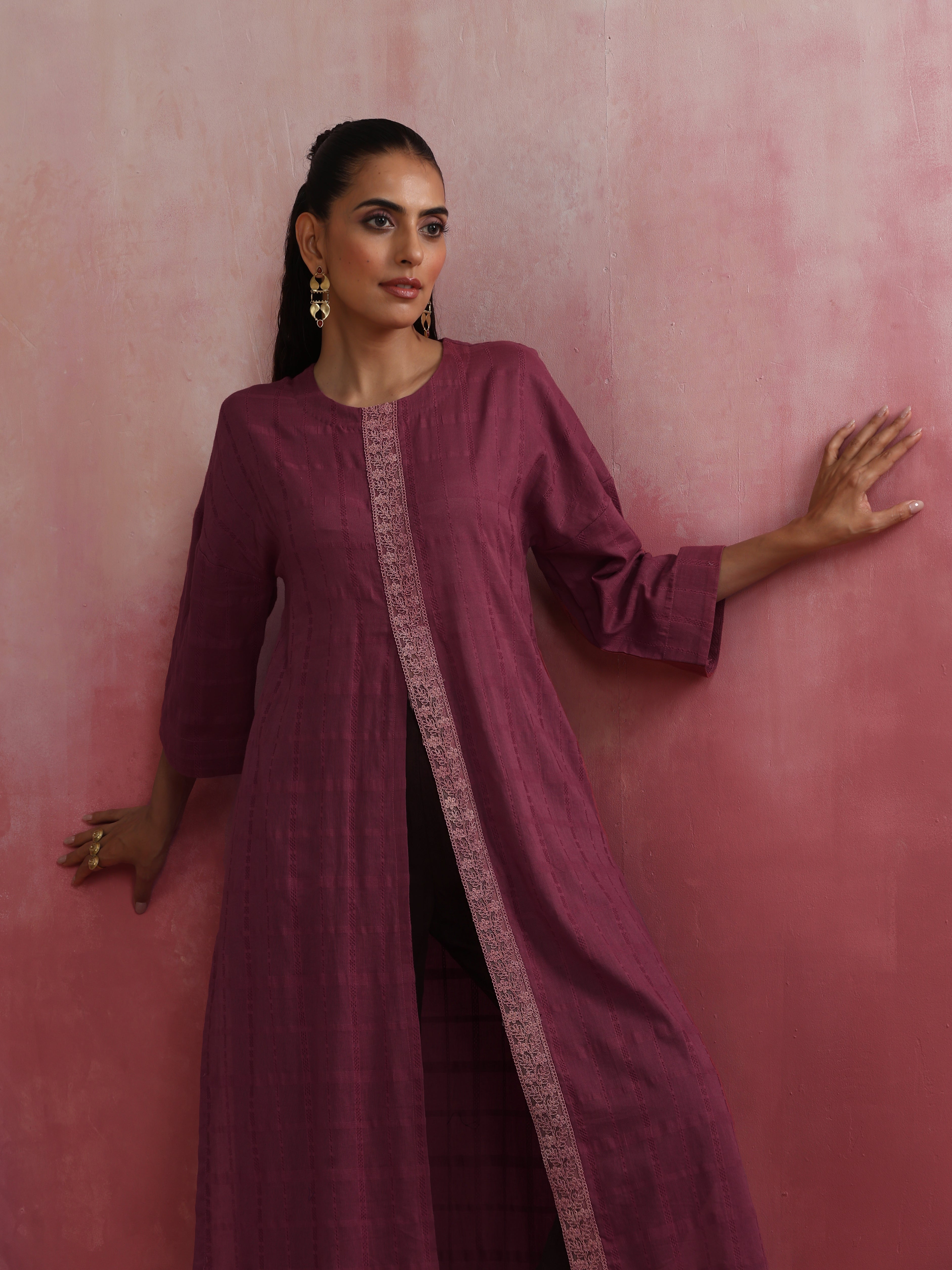 trueBrowns Mauve Cotton Dobby Front Slit Kurta Set