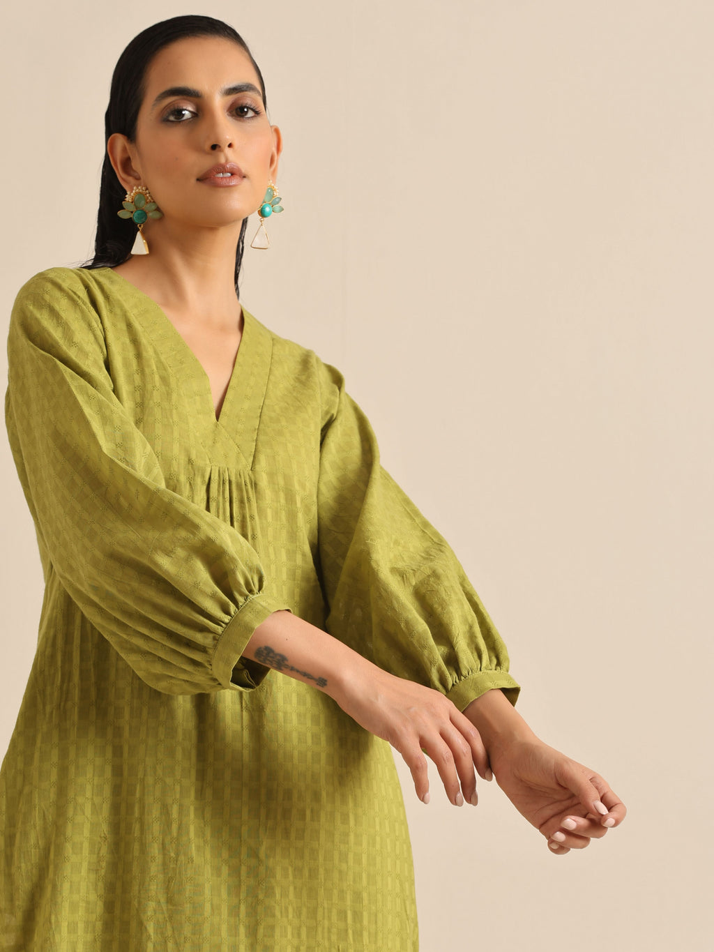 trueBrowns Fresh Green Dobby Puff Sleeve Kurta Pant Set