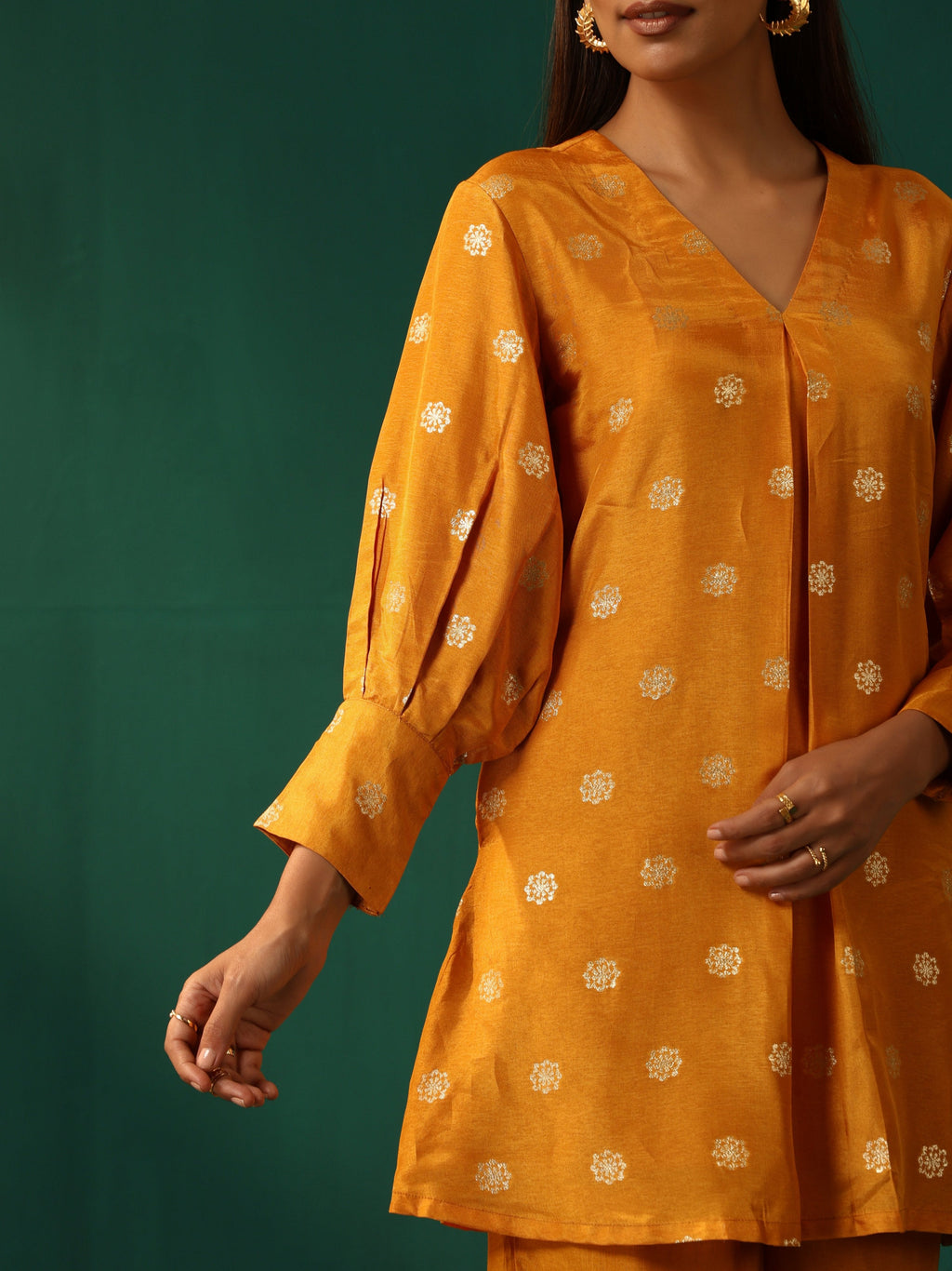 trueBrowns Mustard Geometric Floral Viscose Silk Front Pleat Co-ord Set