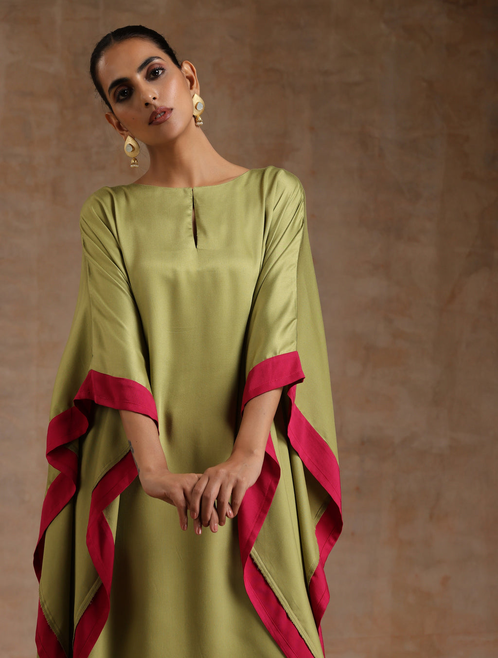 trueBrowns Light Green Modal Satin High-Low Kaftan Kurta Set