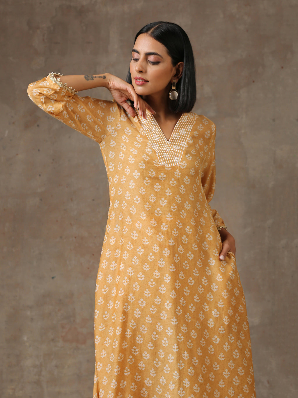 trueBrowns Beige White Flared Printed Silk Kurta Pant Set
