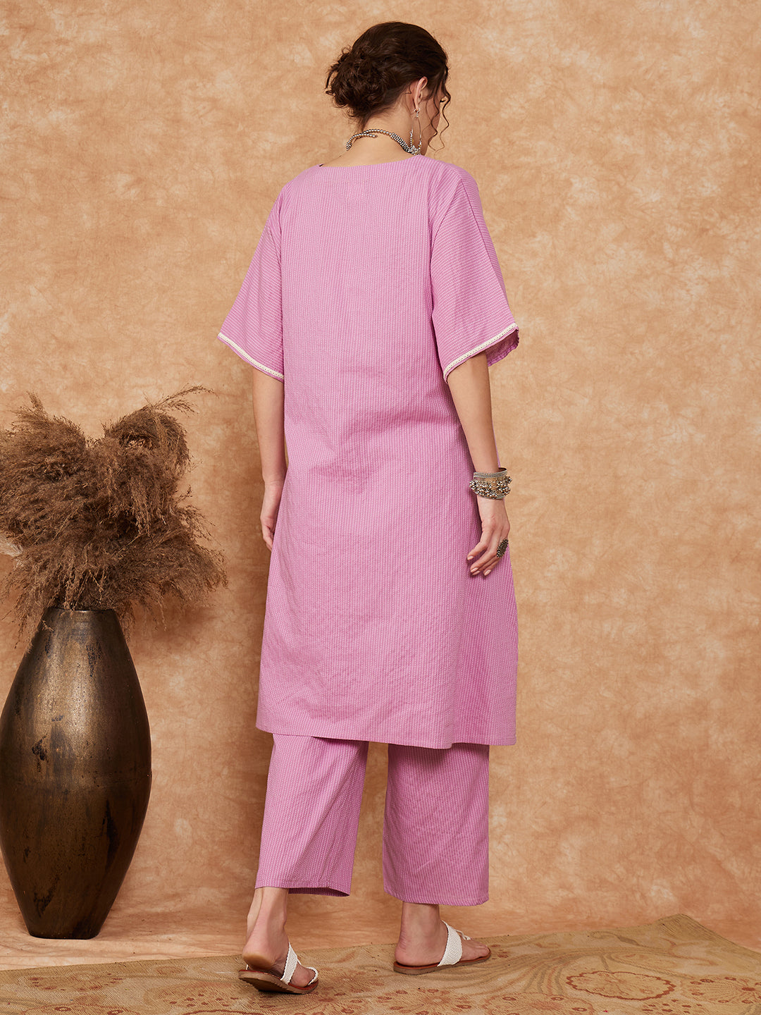 InWeave Women's Mauve Kantha Lace Wrok Kimono Sleeve Kurta Set
