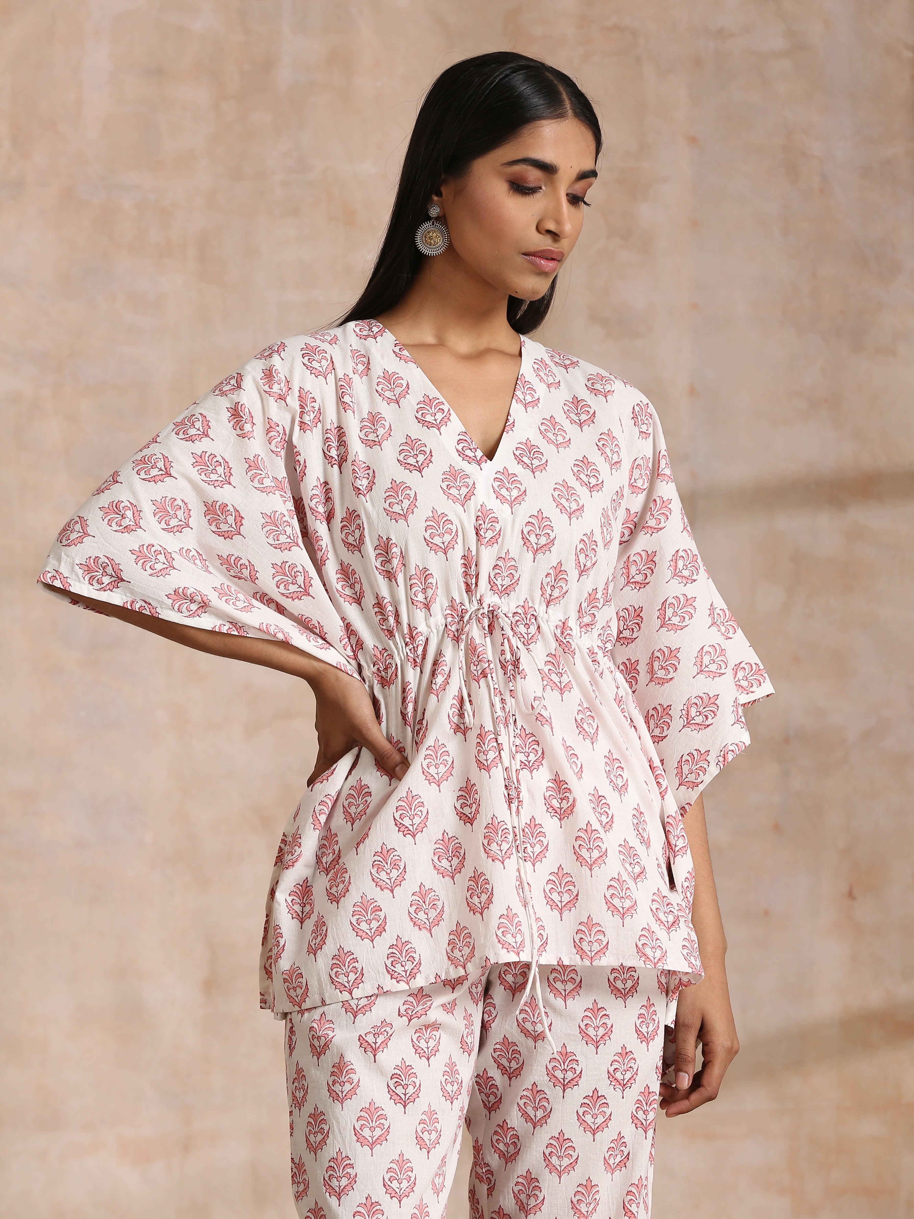 trueBrowns Pink Buta On White Block Print Cotton Kaftan Co-Ord Set