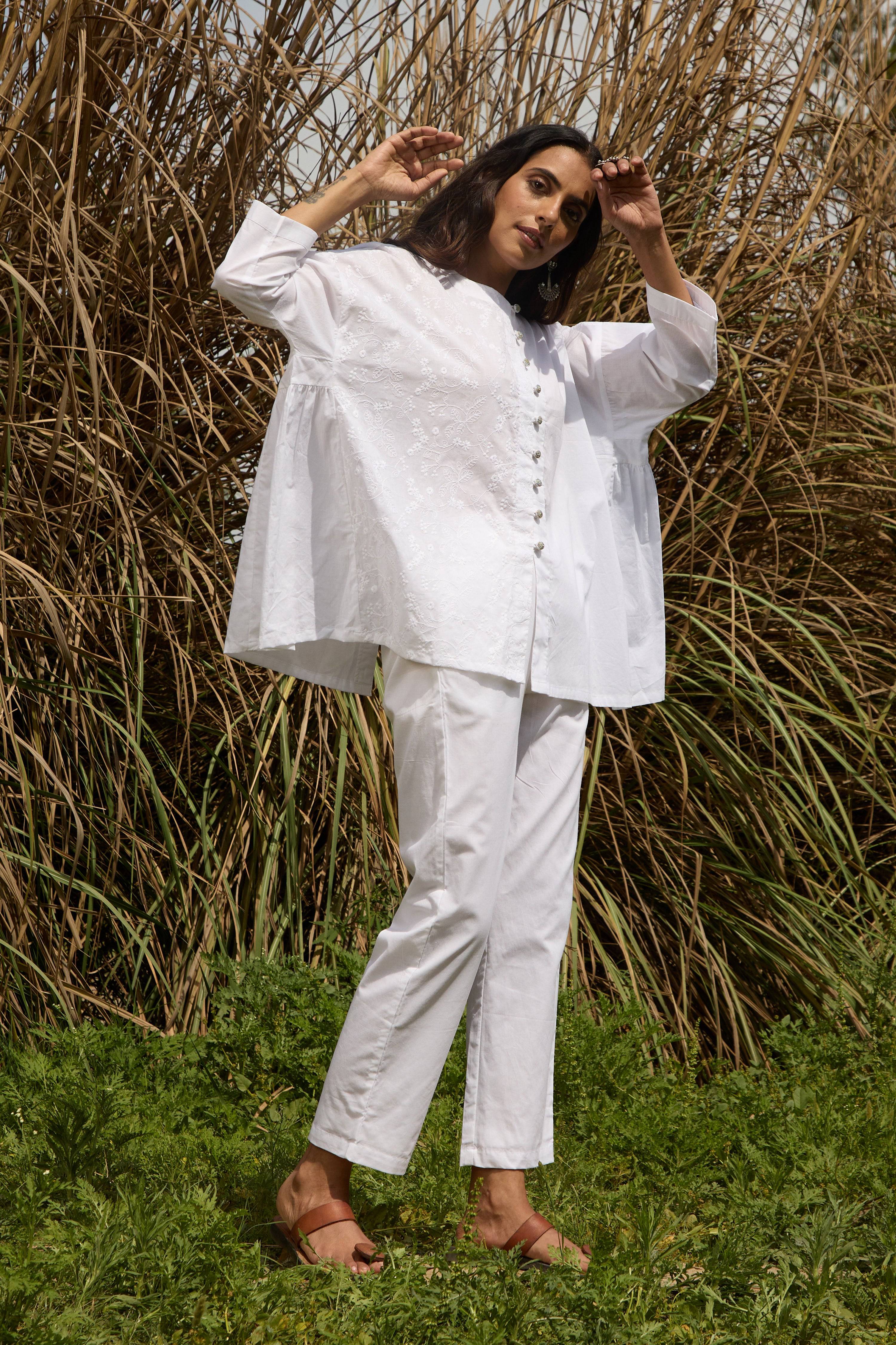 trueBrowns White Cotton Embroidered Relaxed Co-ord Set