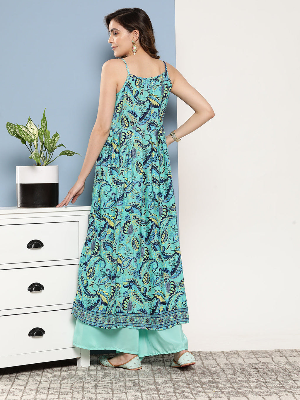 InWeave Women's Camelia Blue Pastel Print Strappy Kurta Set