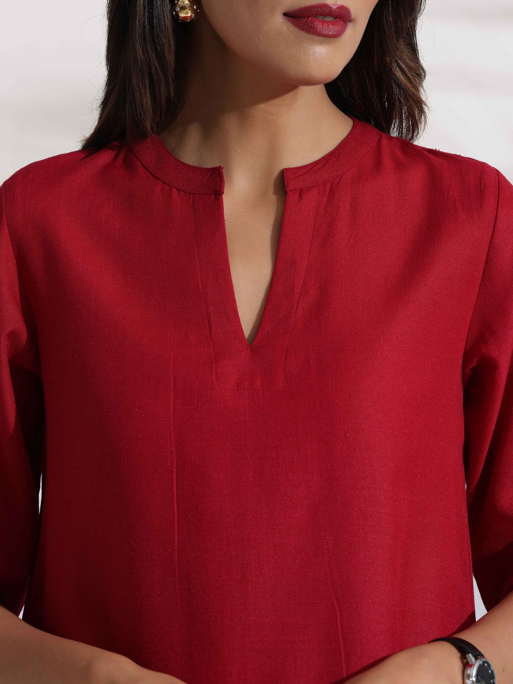 trueBrowns Maroon Slub Highslit Kurta Set
