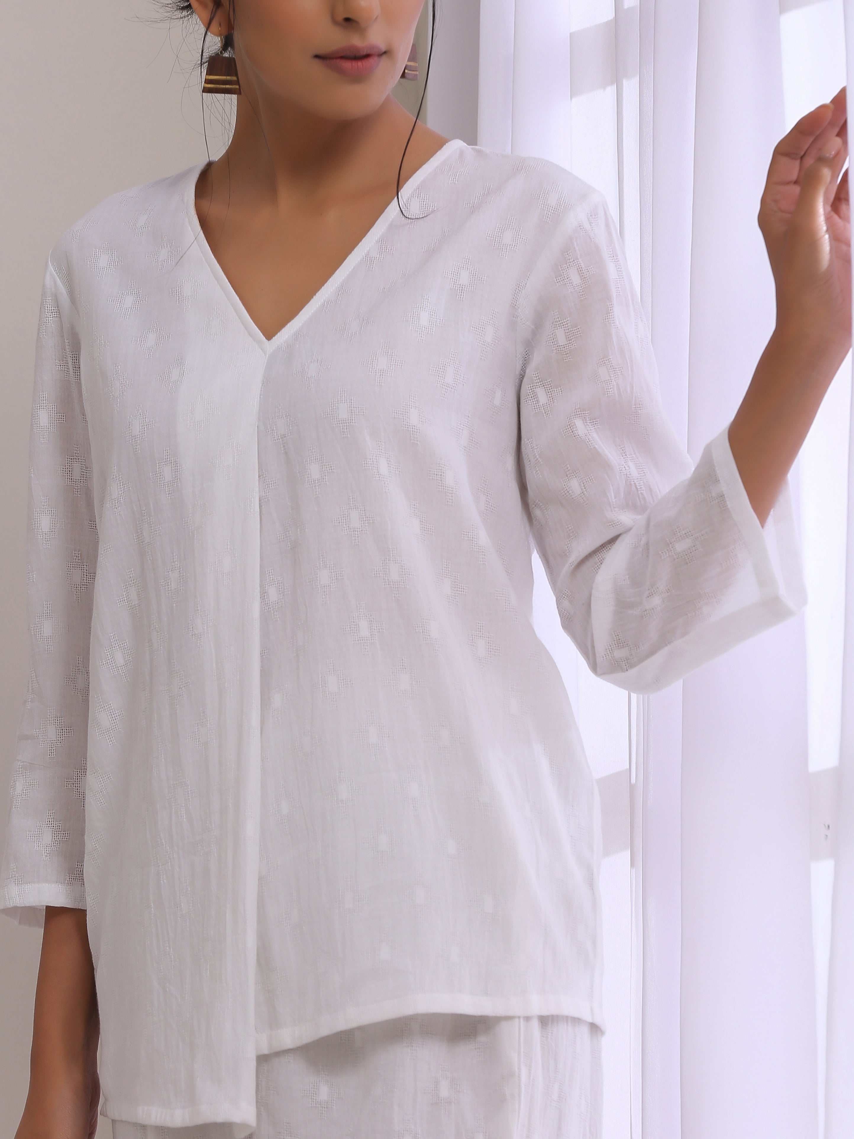 trueBrowns White Dobby Short Asymmetric Co-Ord Set