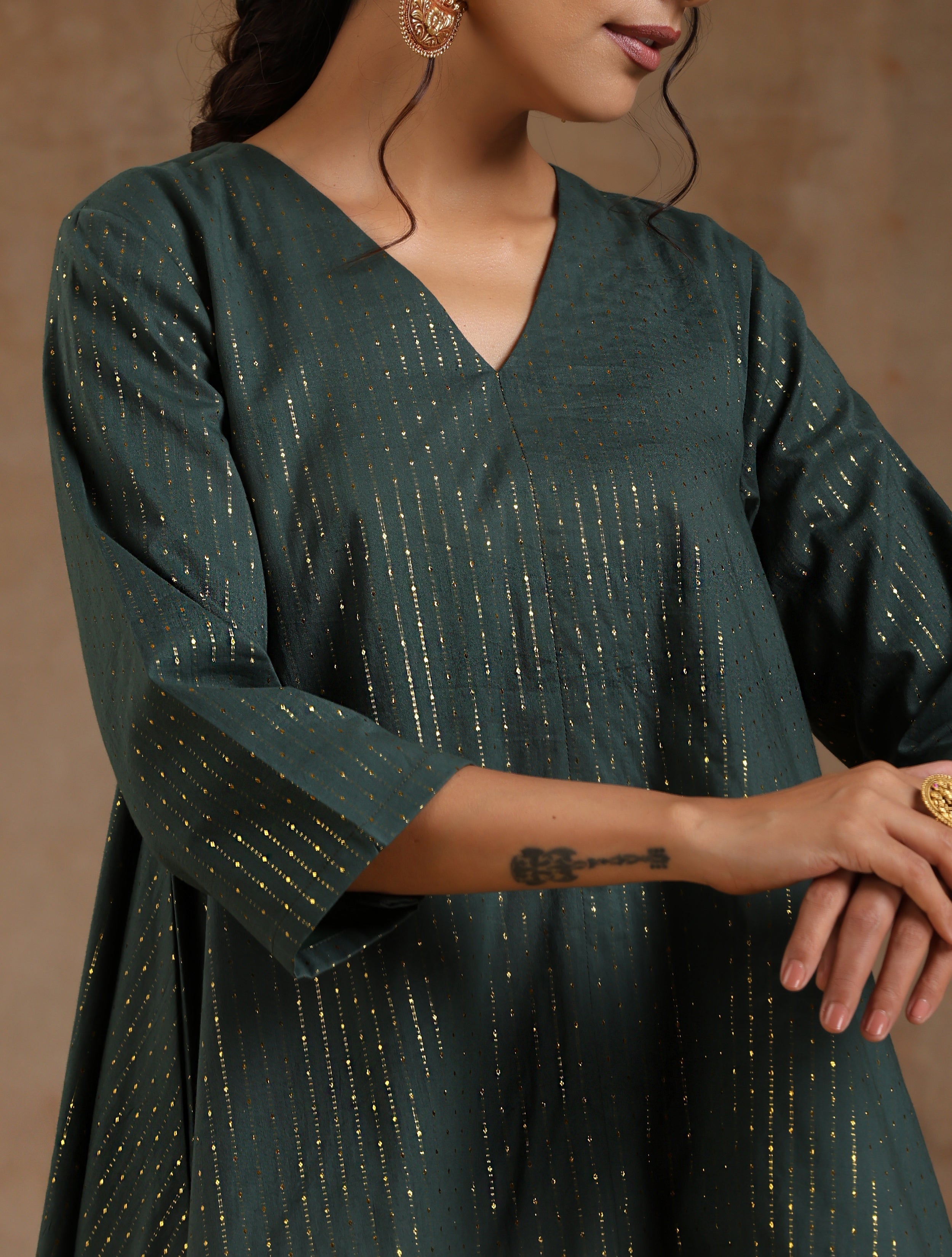 trueBrowns Dark Green Gold Cotton High-Low Co-Ord Set