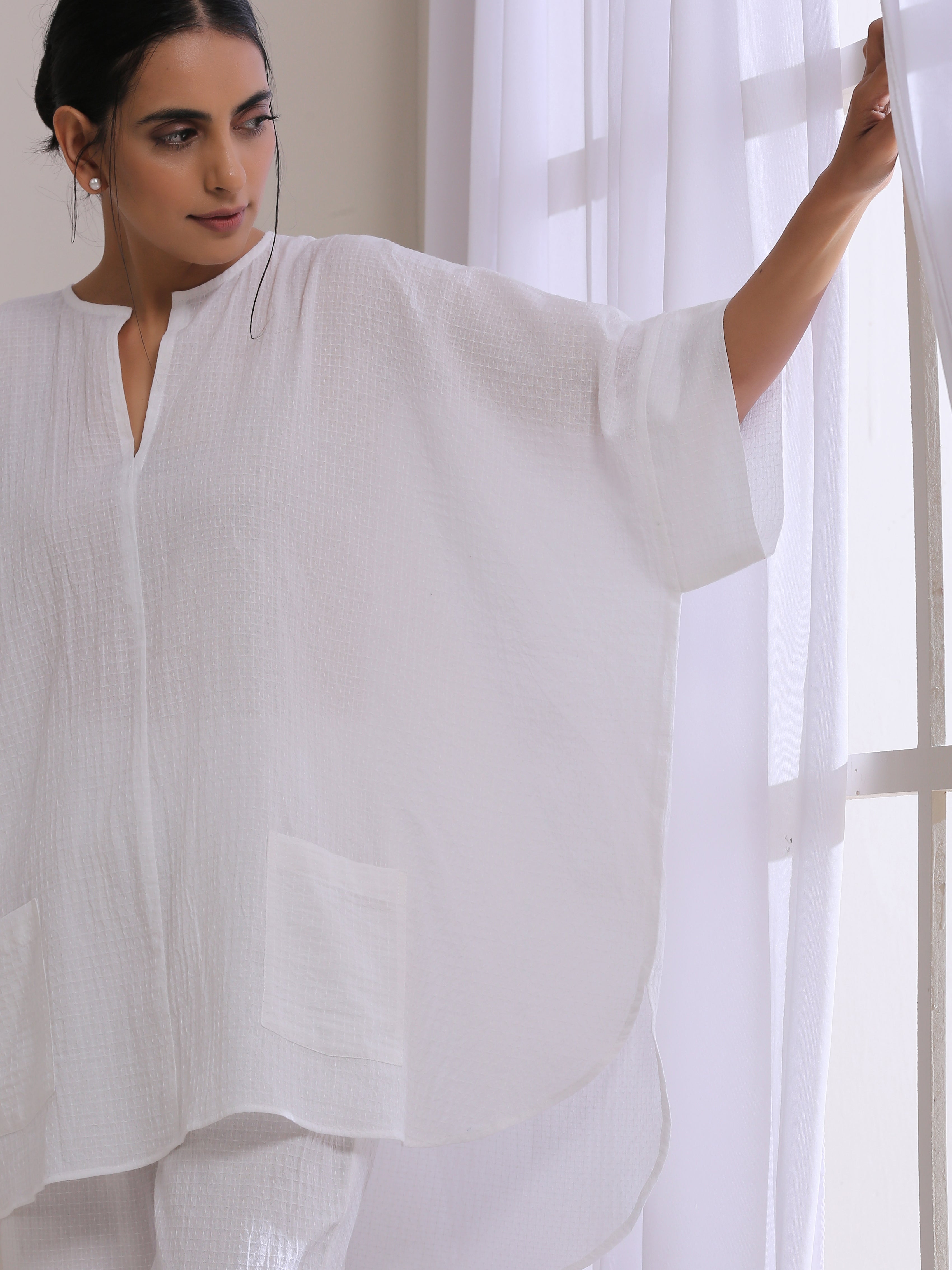 trueBrowns White Dobby Boxy Fit High Low Co-Ord Set