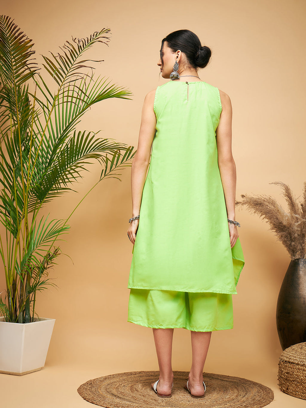 InWeave Women's Lime Green Short Kurta Palazzo Set