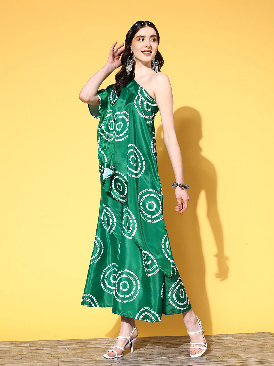 InWeave Women's Green Bandhani Motif One Shoulder Palazzo Set
