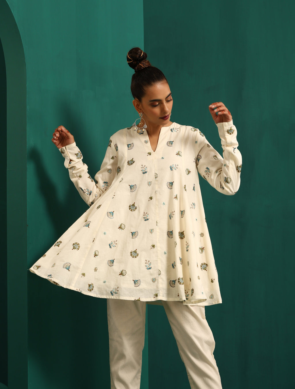 trueBrowns Ivory Blue Floral Cotton Flared Co-ord Set