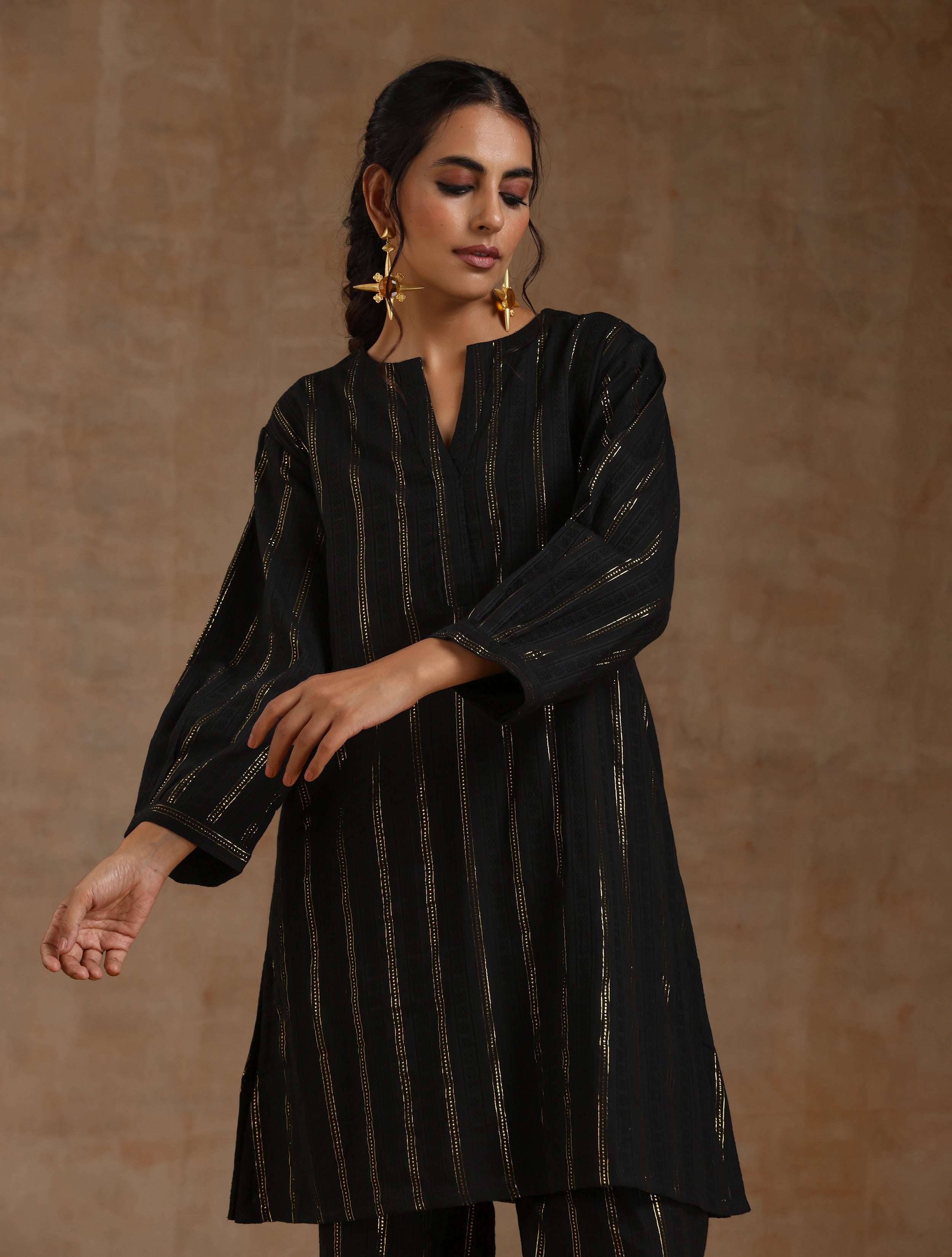 trueBrowns Black Gold Cotton Relaxed Co-Ord Set