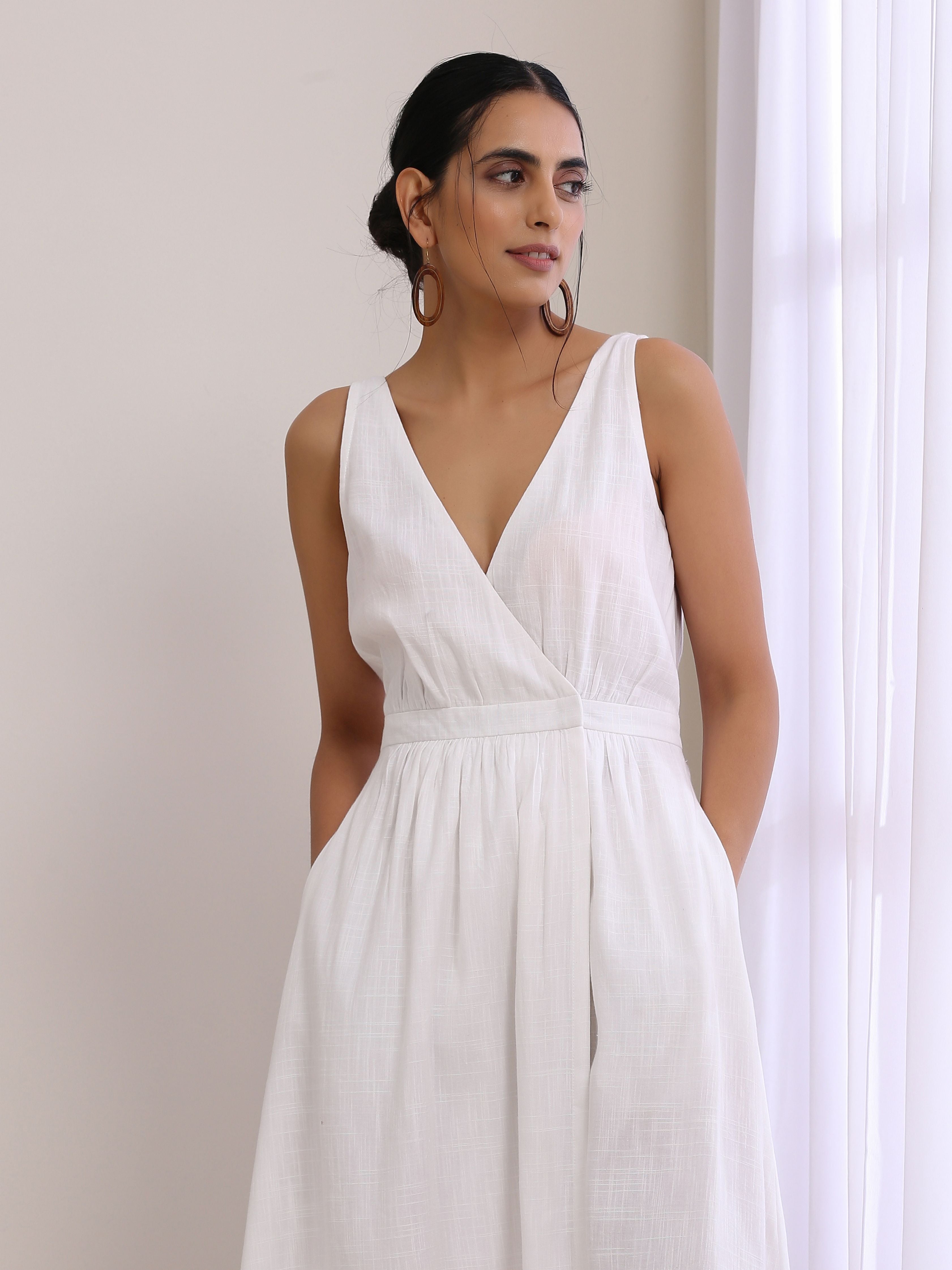 trueBrowns White Slub Texture Sleeveless Wrap Dress