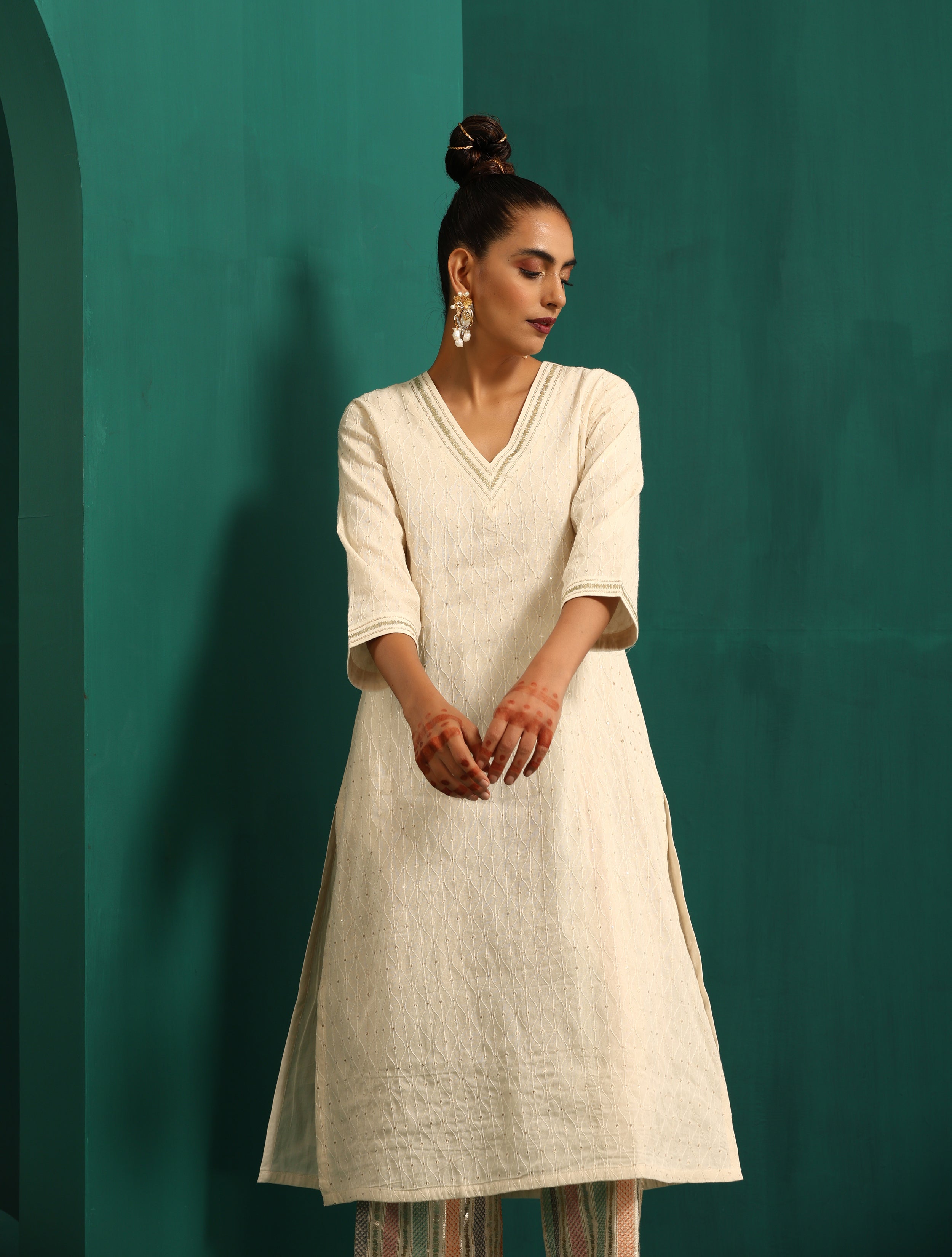 trueBrowns Ivory Tonal Cotton Kurta with Embroidered Pants