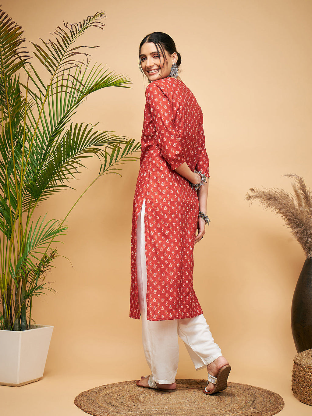 InWeave Women's Rust Small Floral Print Lace Straight Kurta