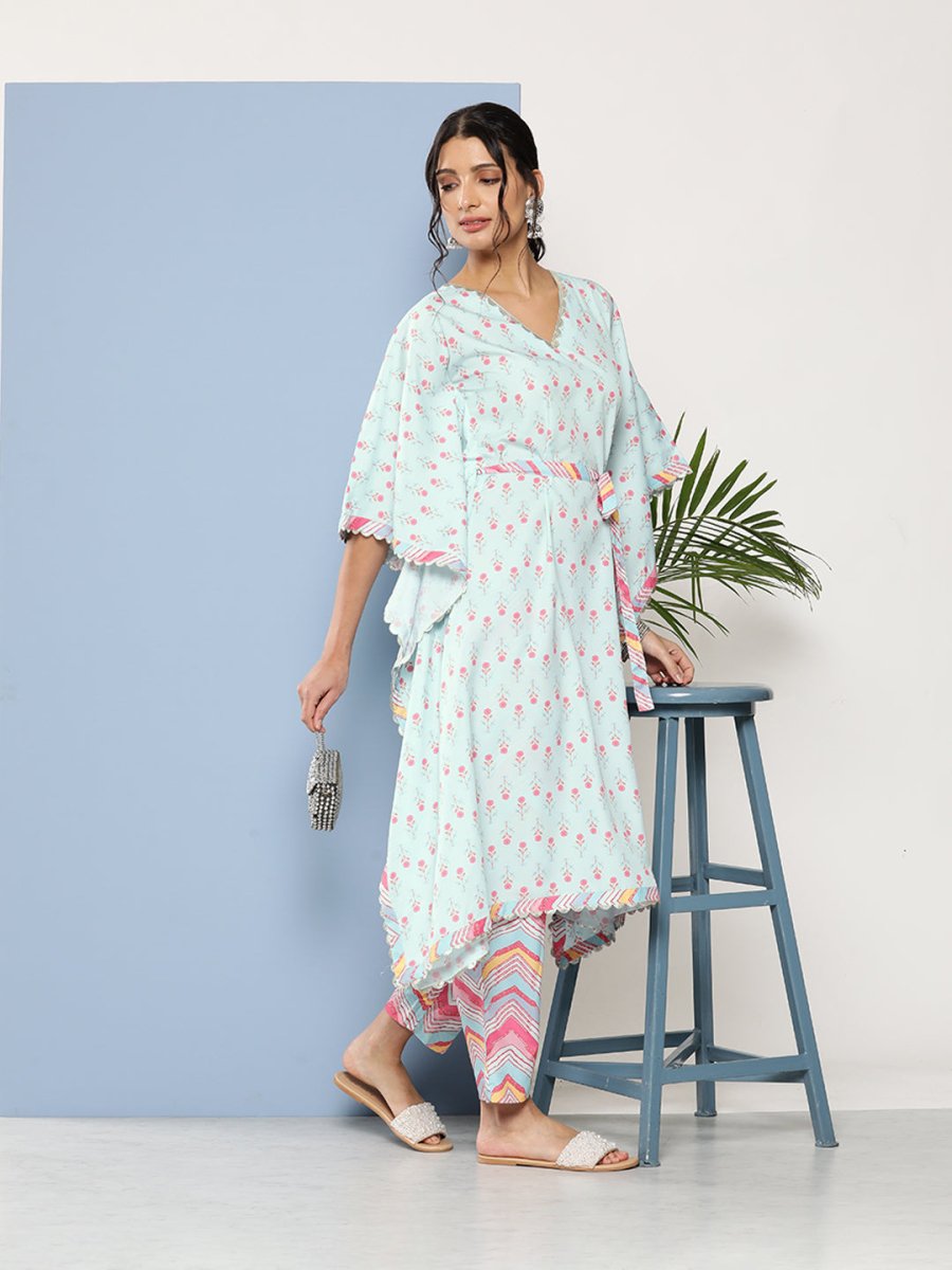 Ahalyaa Women Sea Green Floral Printed Gotta Patti Kurta with Trousers