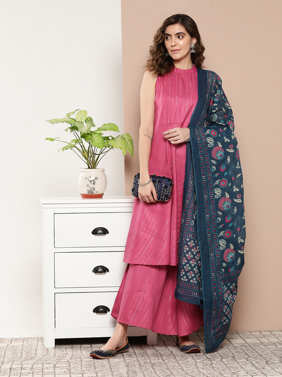 InWeave Women's Fuchsia Lurex Boho Kurta Set With Blue Printed Cotton Dupatta