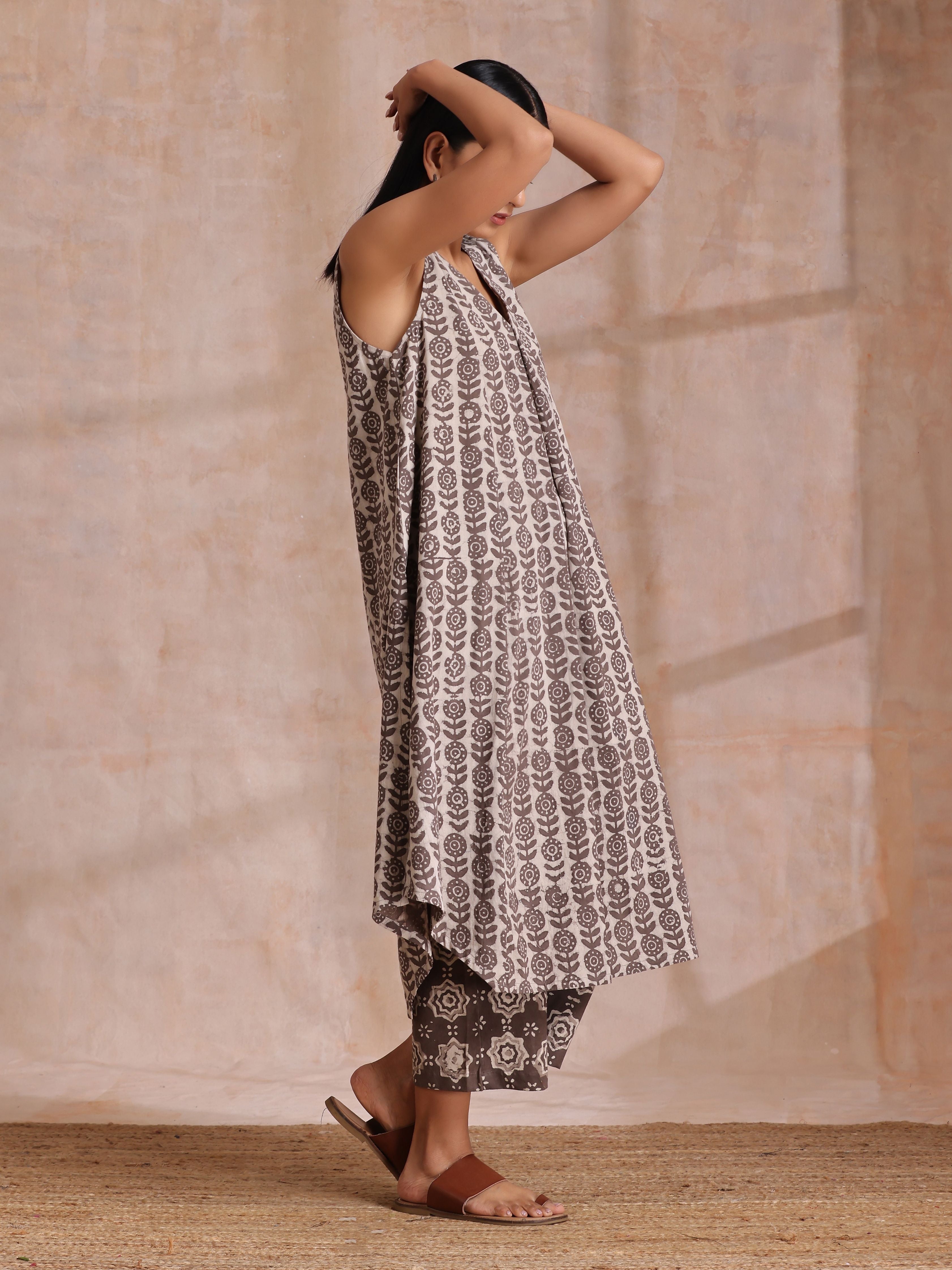 trueBrowns Clay Dabu Buta Print Cotton Sleeveless Flared Kurta Pant Set