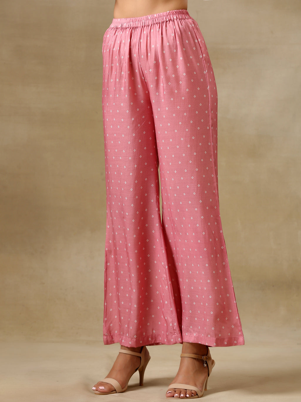 trueBrowns Light Mauve Bandhani Printed Silk Flared Kurta Pant Set