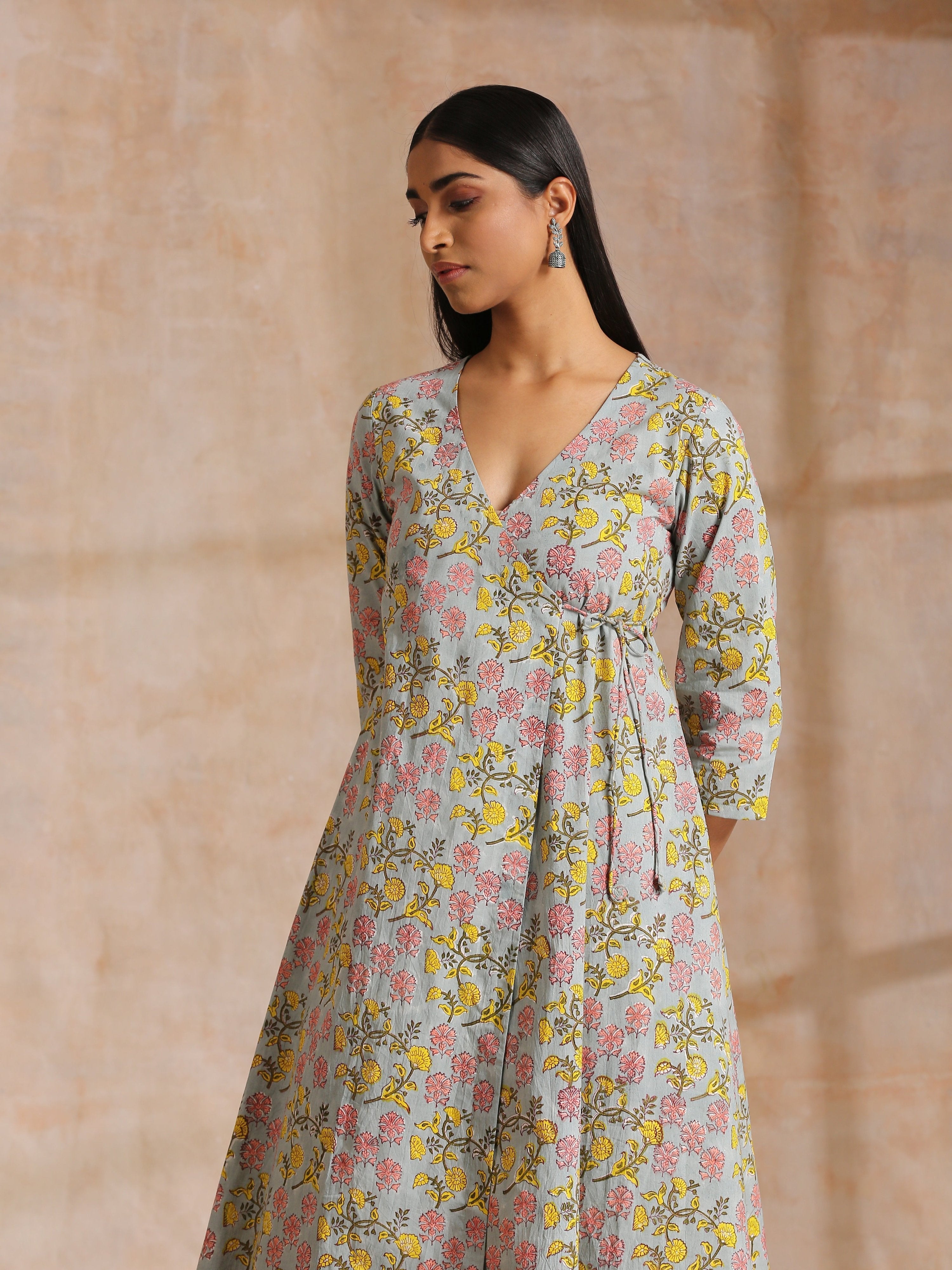 trueBrowns Grey Overall Floral Block Print Cotton Angrakha Kurta Pant Set