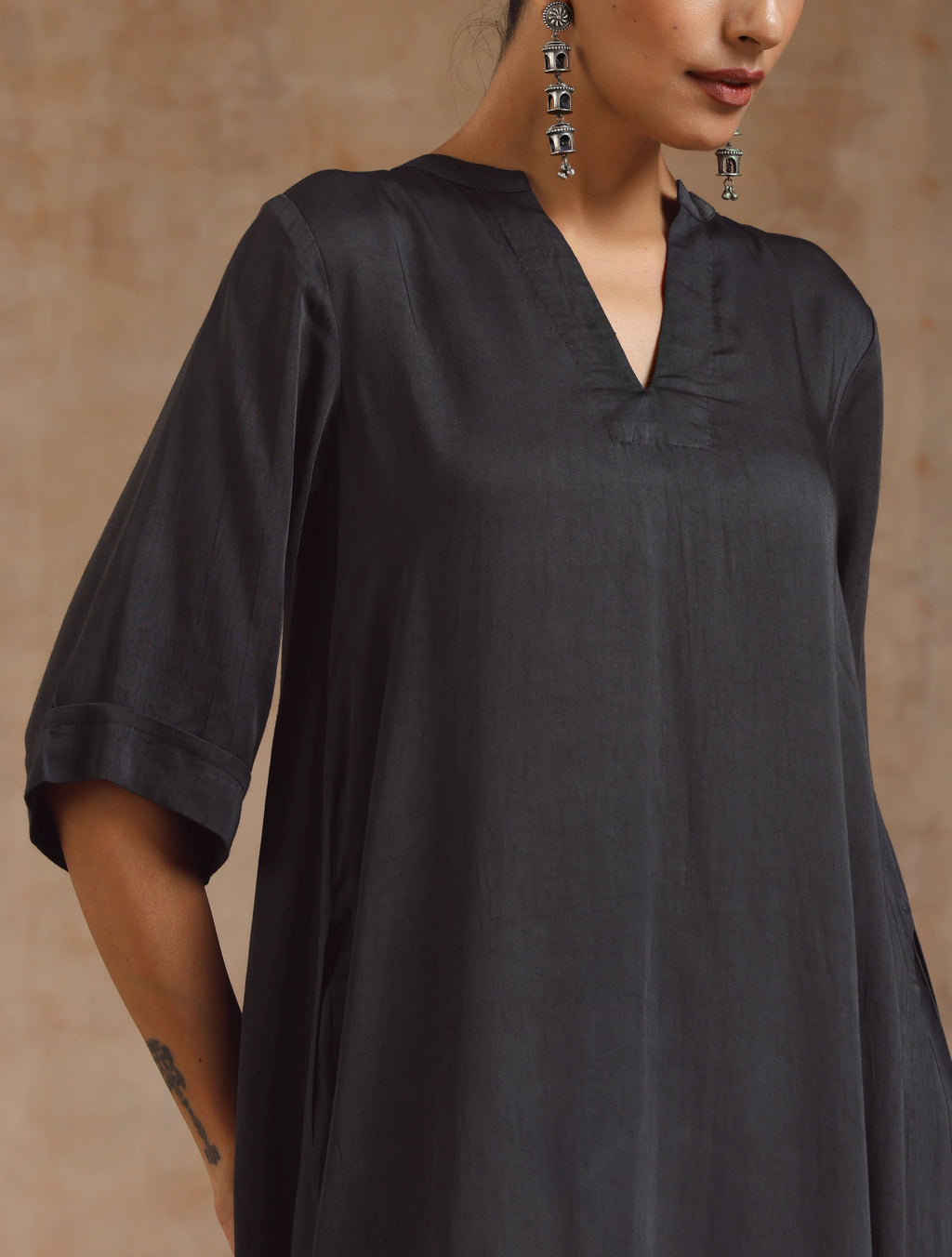 trueBrowns Grey Modal Satin High-Low Relax Kurta Set | Relove