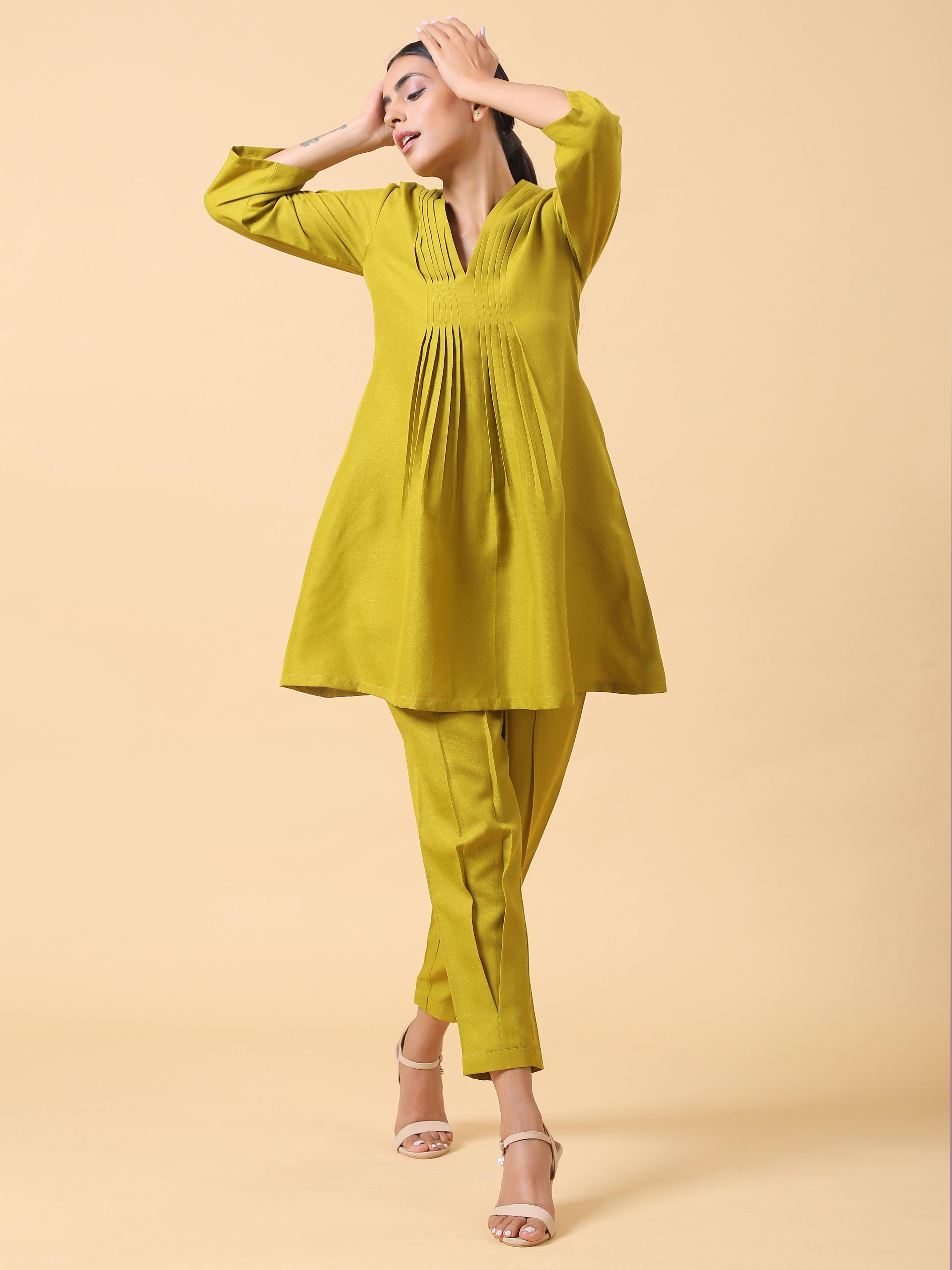 trueBrowns Cotton Linen Lime Green Pleated Co-Ord Set