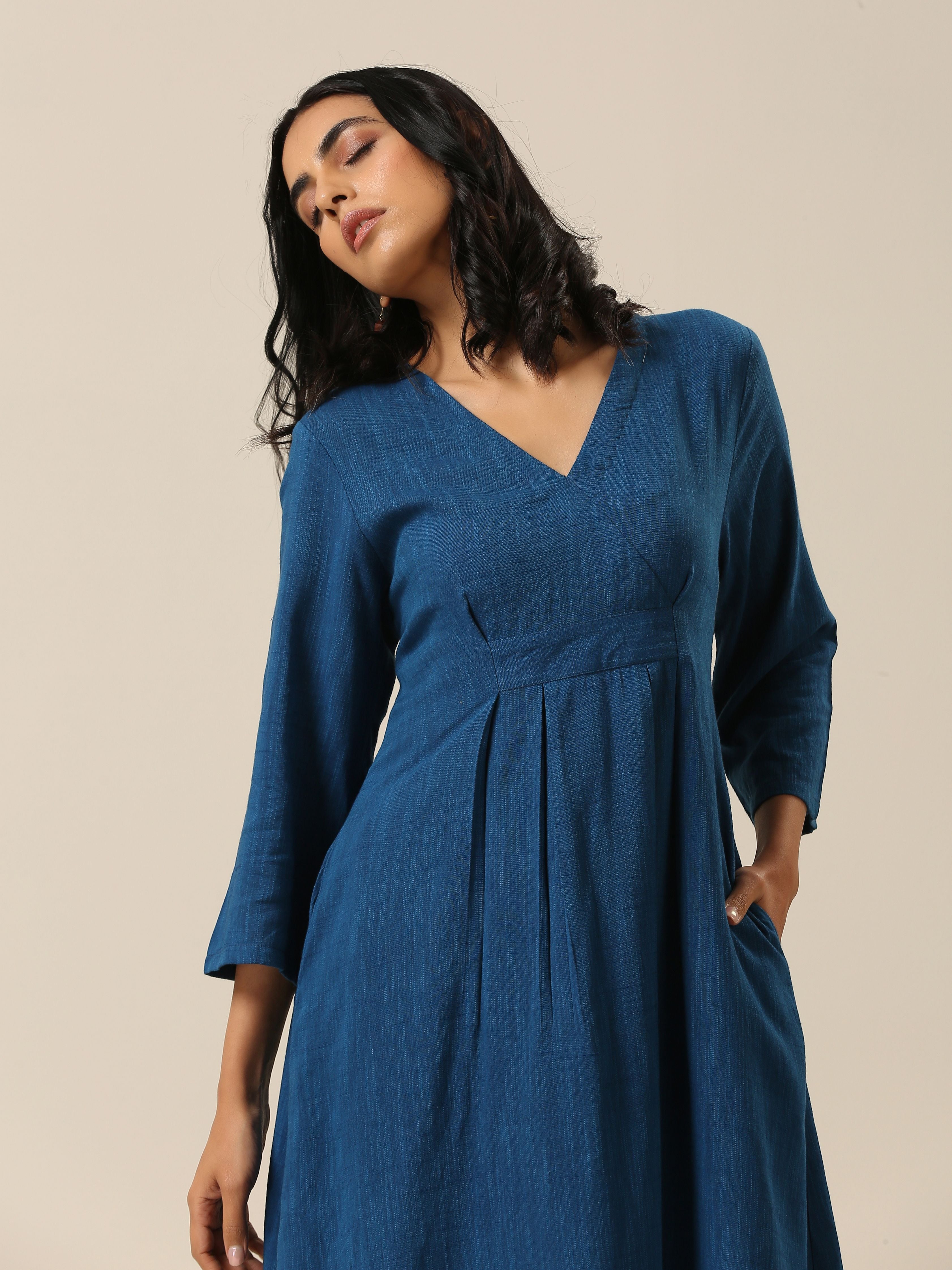 trueBrowns Classic Blue Slub Texture Overlap Pleat Kurta Pant Set