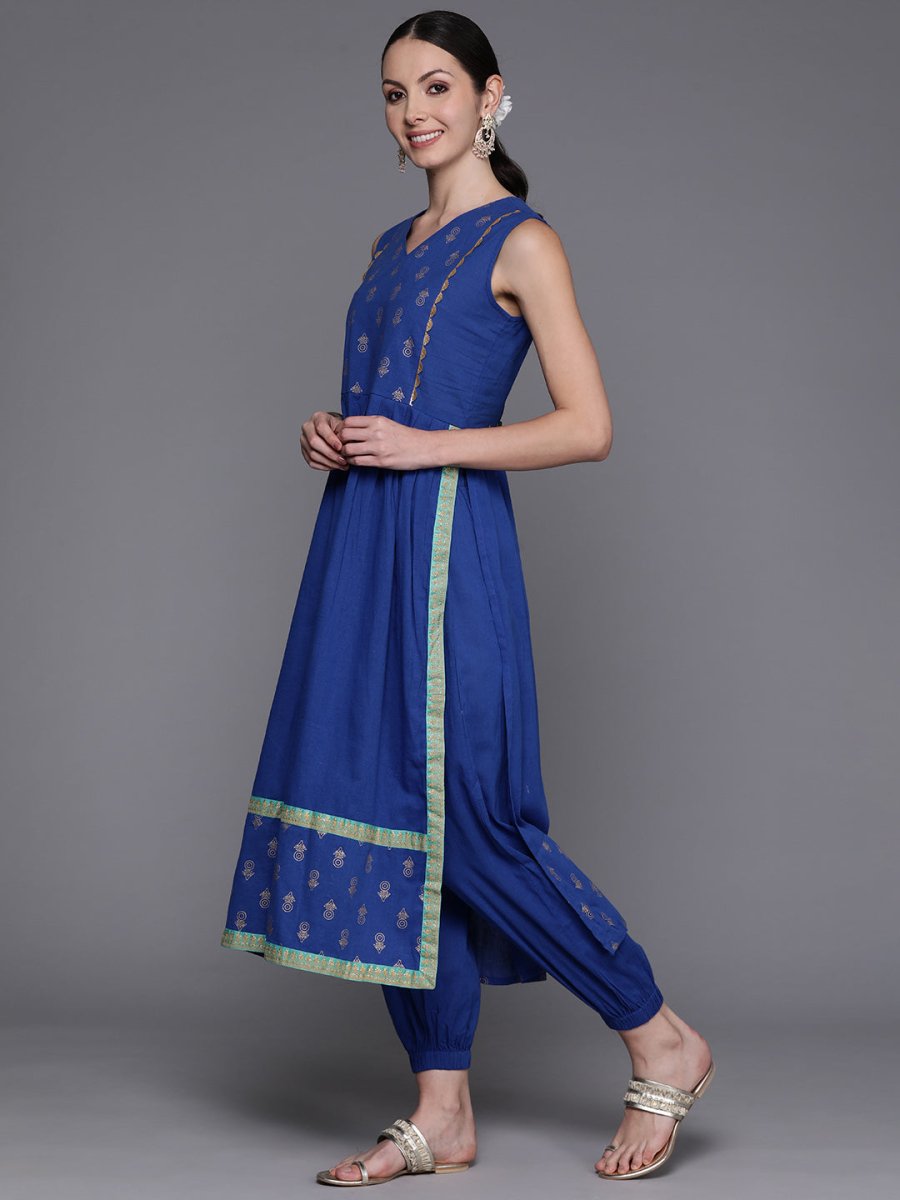 Ahalyaa Floral Printed High Slit Gotta Patti Pure Cotton Kurta with Harem Pants