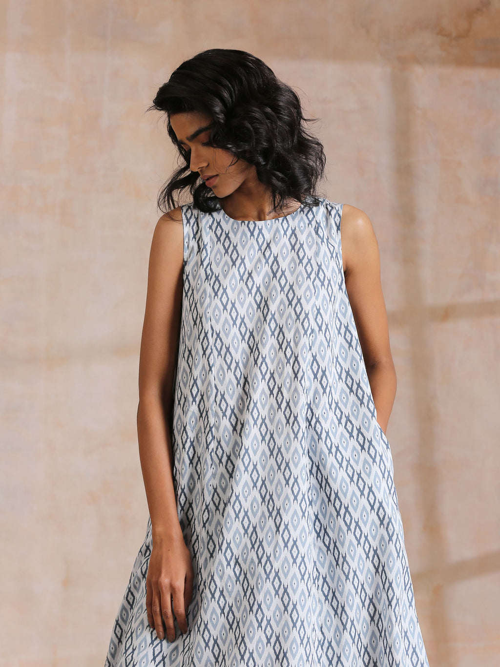 trueBrowns Multi Grey On Grey Ikat Print Cotton High-Low Co-Ord Set