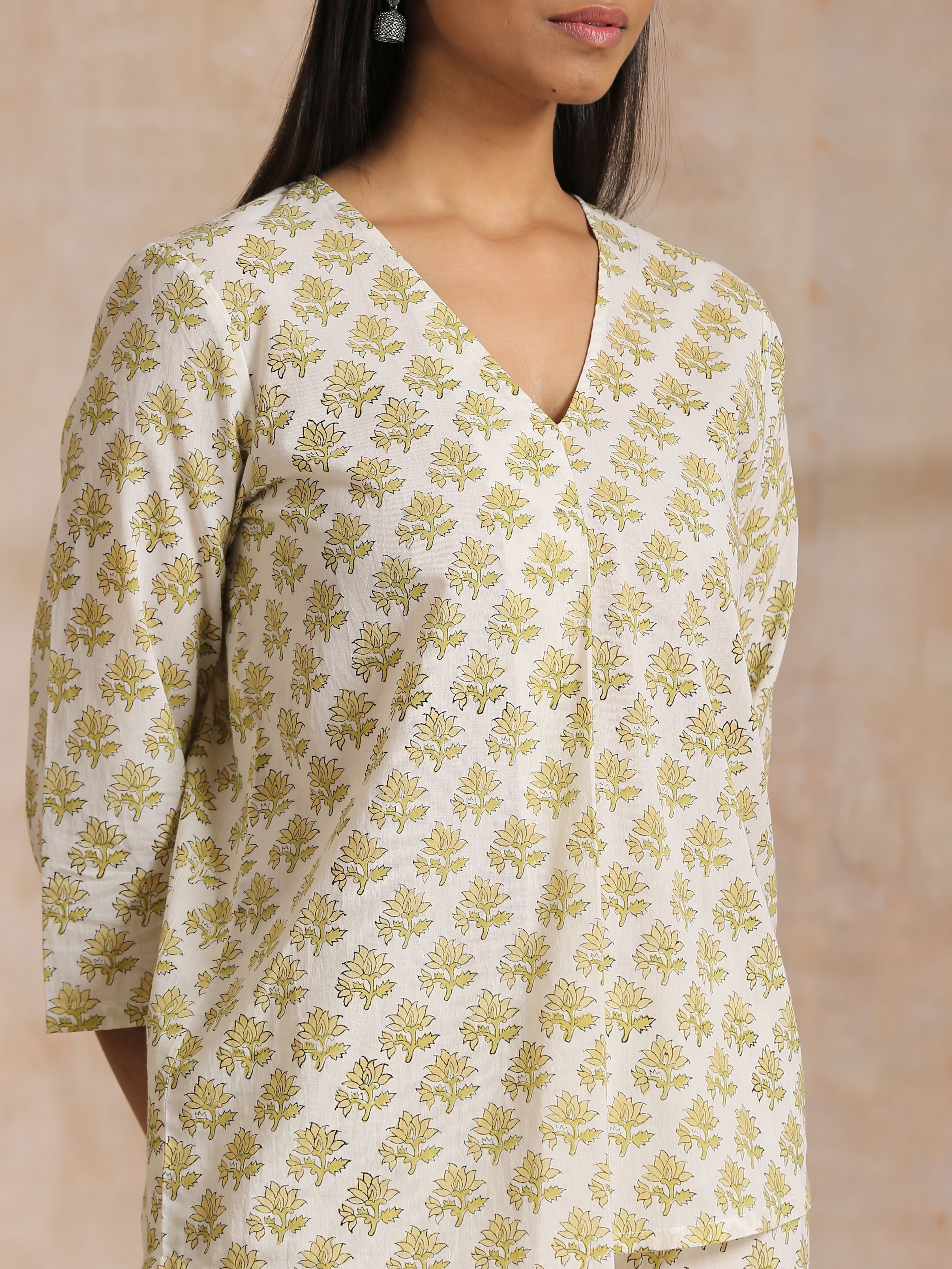 trueBrowns Green Buta On Off-White Block Print Cotton Co-Ord Set