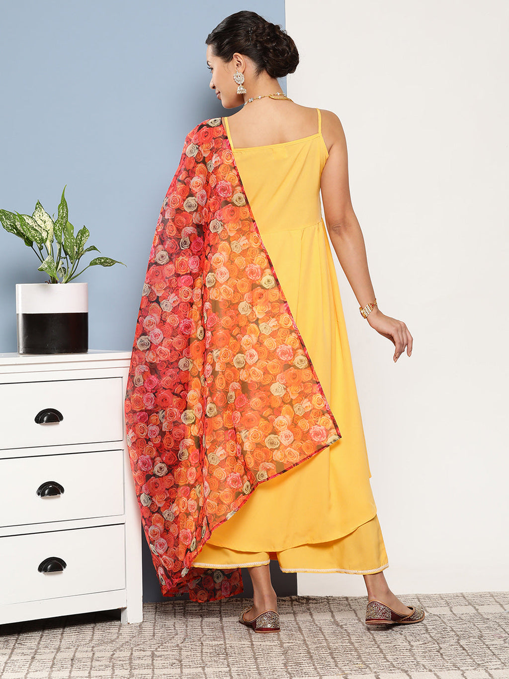 InWeave Women's Cassatta Yellow Cr Strappy Set With Rose Print Dupatta
