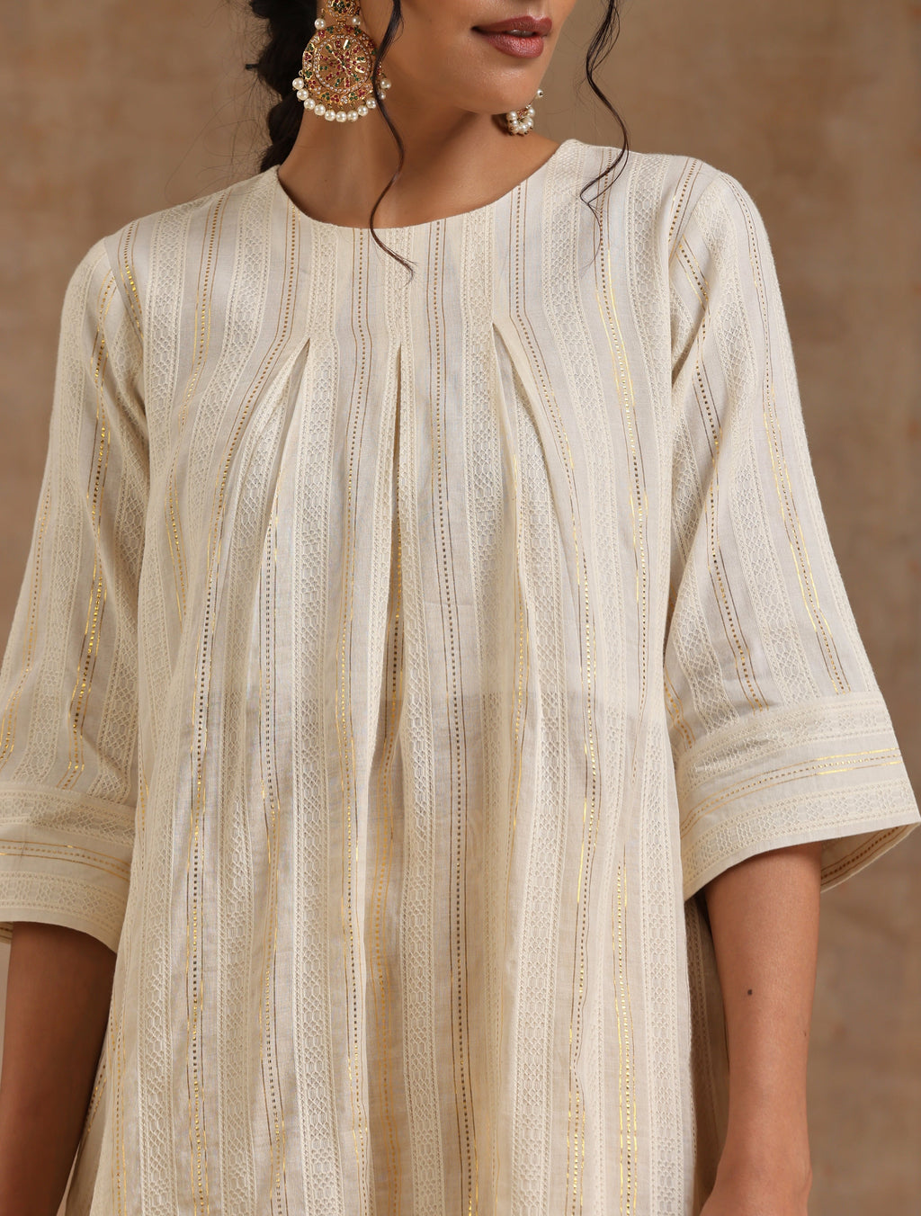trueBrowns Ivory Gold Cotton Neck Pleat Kurta Set
