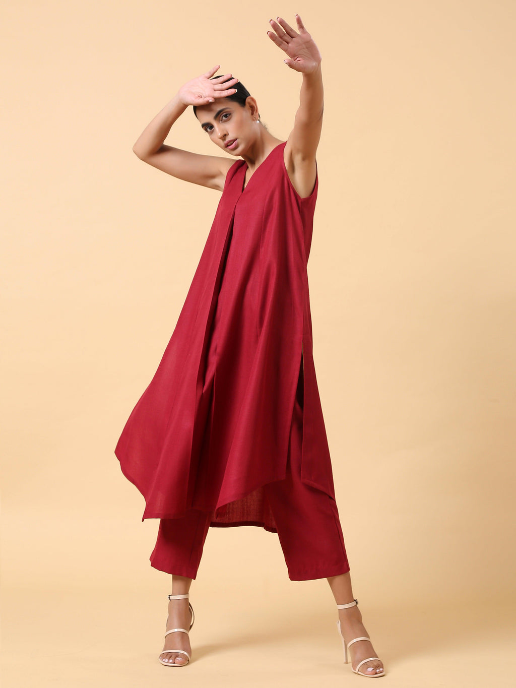 trueBrowns Cotton Linen Maroon Sleeveless Kurta Pant Set