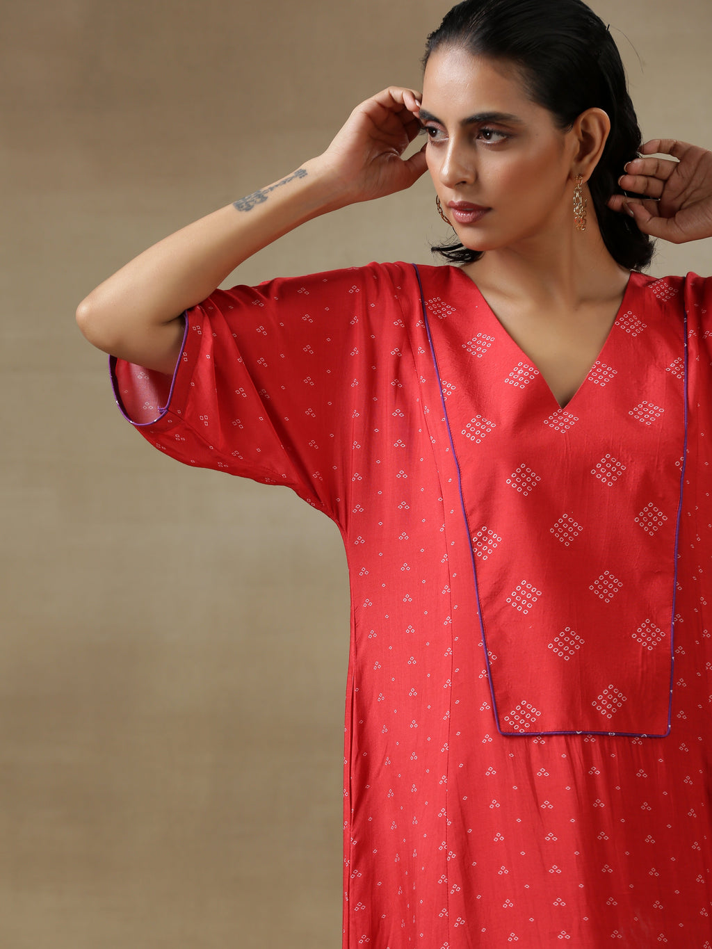trueBrowns Red Bandhani Printed Silk Long Kurta Pant Set