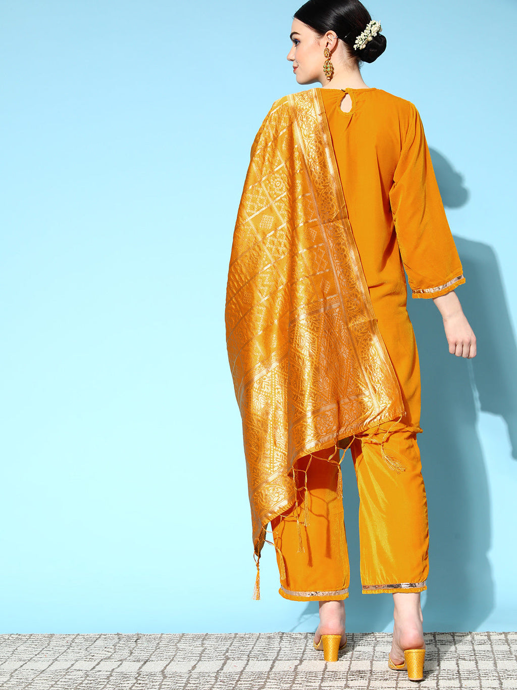 InWeave Women's Mustard Velvet Kurta Set With Mustard Gold Dupatta