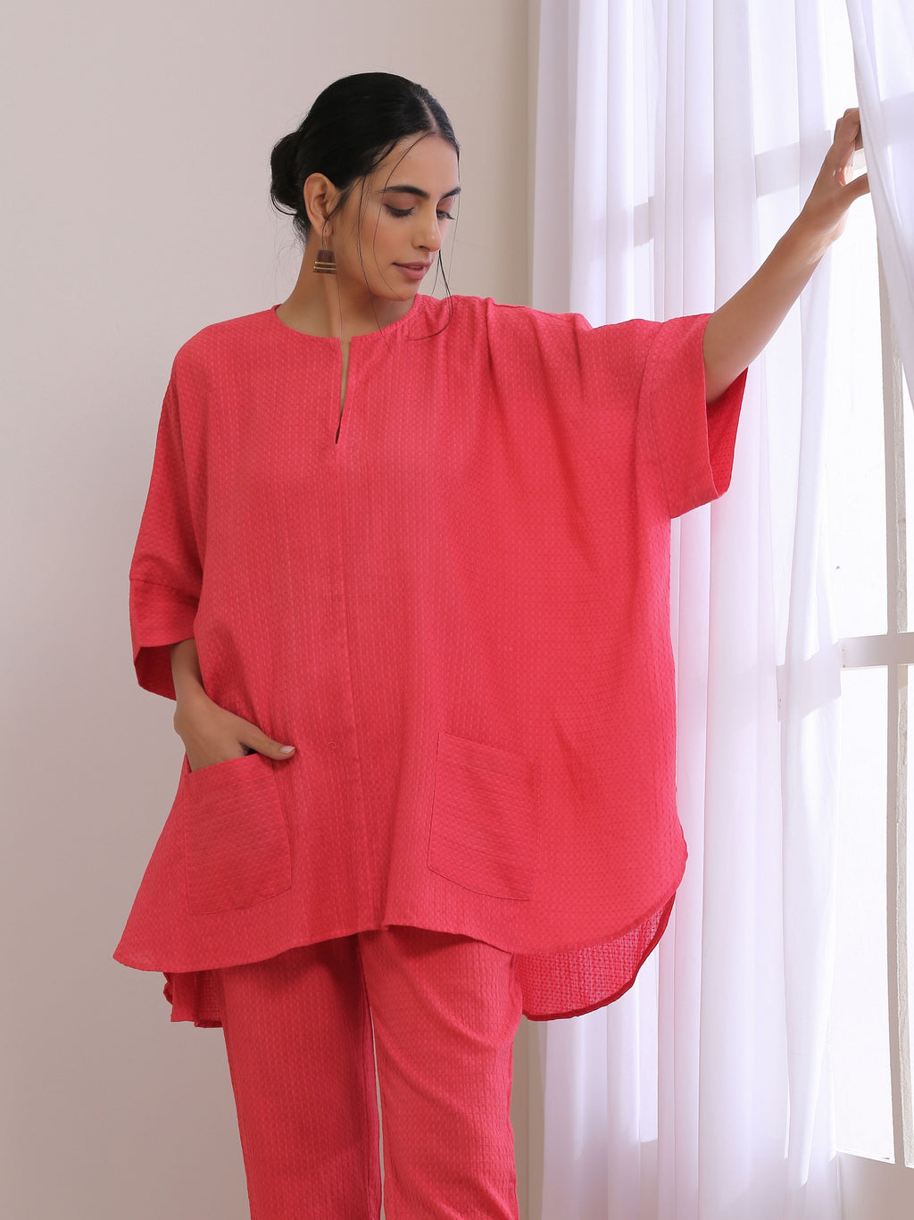 trueBrowns Bright Pink Dobby Boxy Fit High Low Co-Ord Set