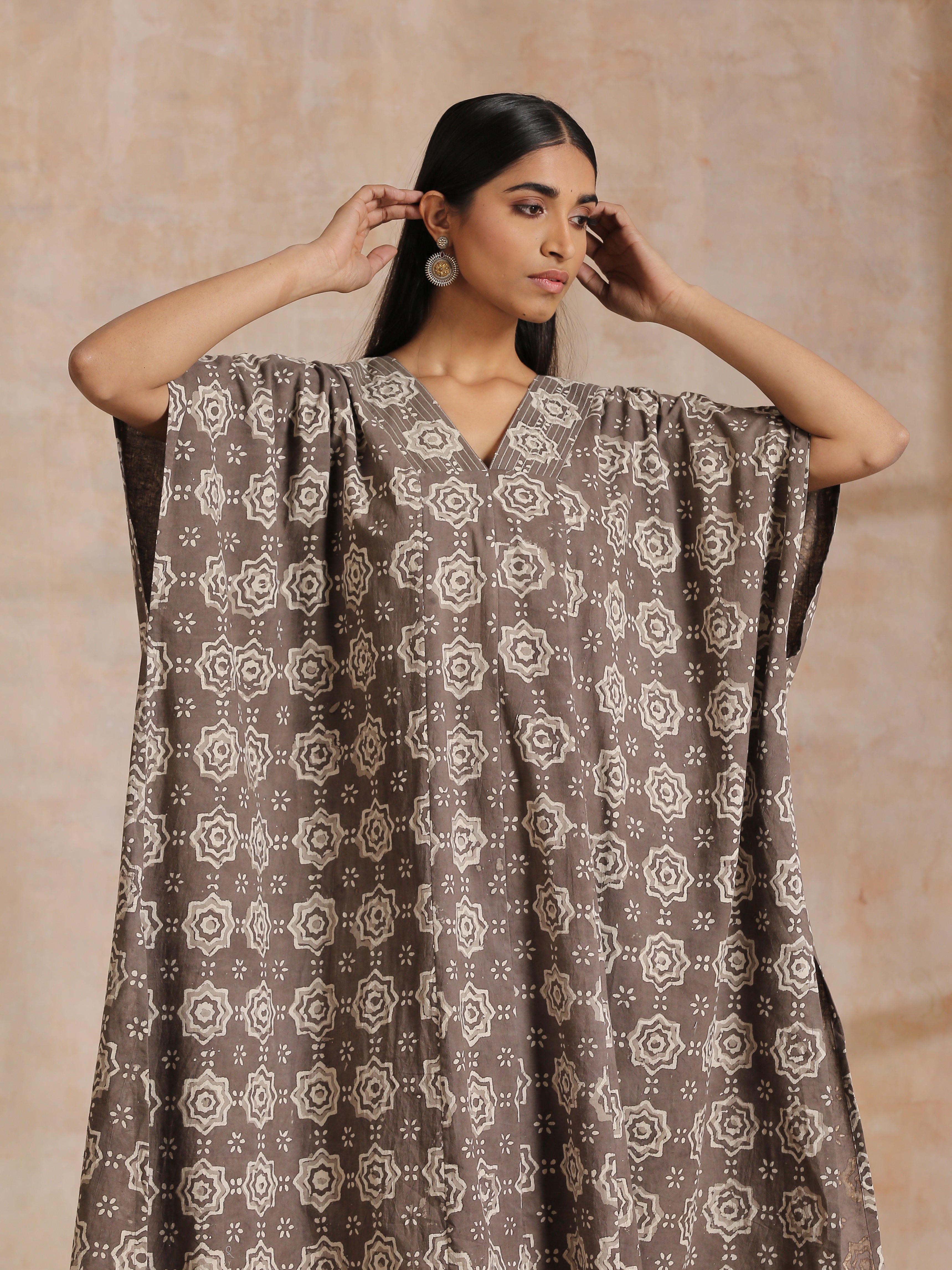 trueBrowns Clay Dabu Overall Print Cotton Panel Kaftan Kurta Pant Set
