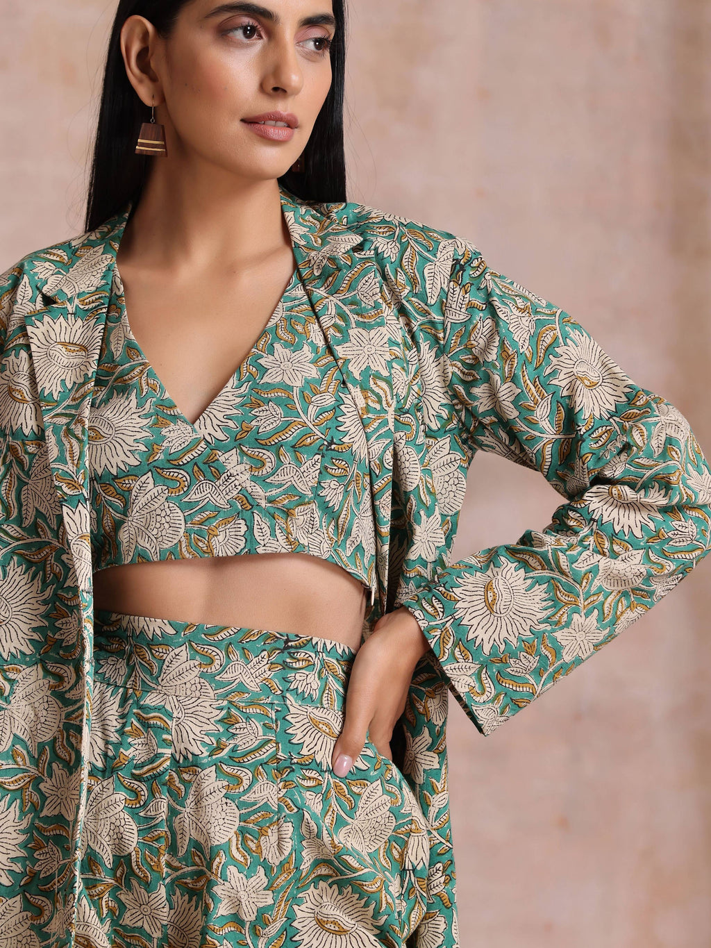 trueBrowns Fern Green Overall Floral Block Print Cotton Pant Suit Set