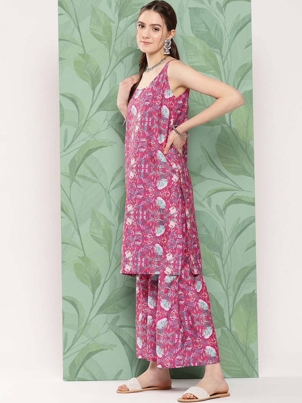 InWeave Women's Magenta Camelia Print Crepe Kurta Set